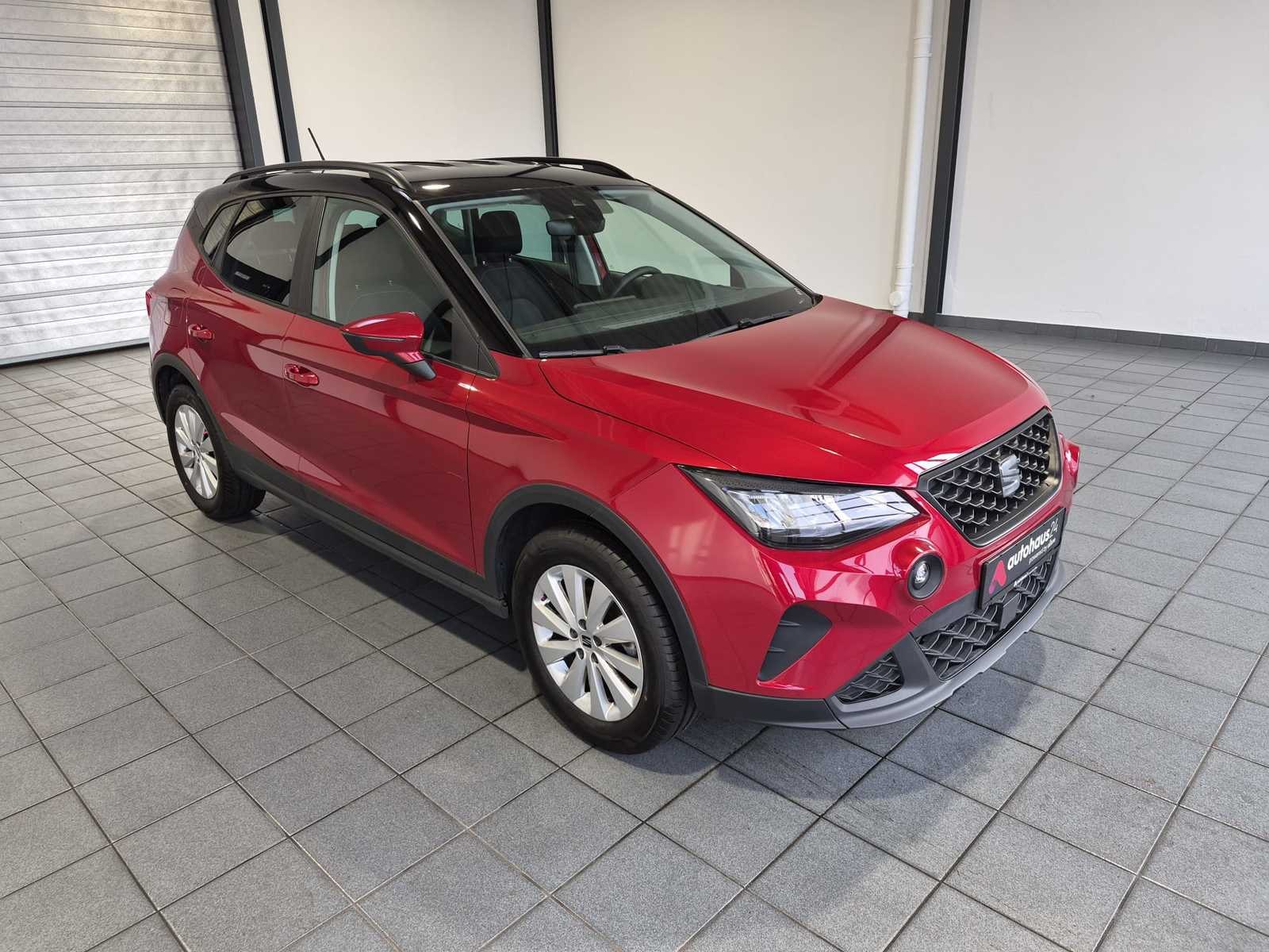 SEAT Arona SUV / Crossover / Geländewagen SEAT Arona 1.0 TSI 81kW Style DSG Sports Utility Vehicle #1