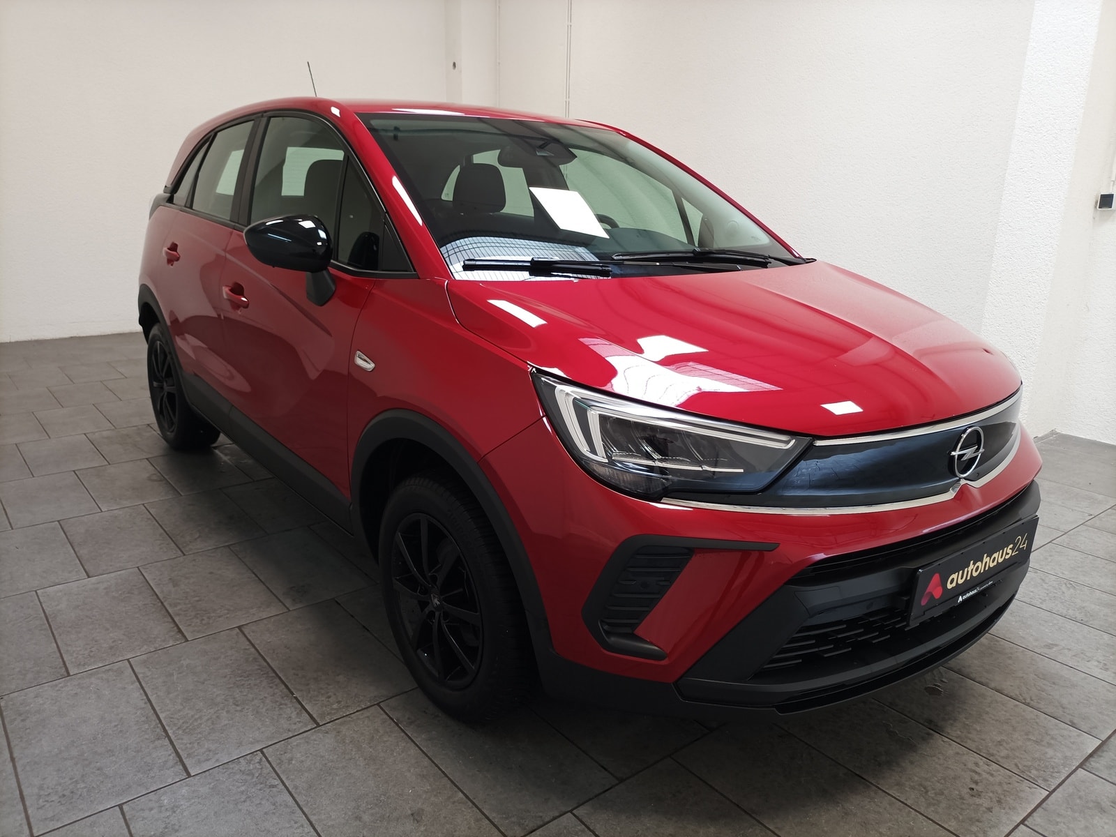 Opel Crossland X SUV / Crossover / Geländewagen OPEL Crossland 1.2 DI Turbo 81kW Edition Crossover #1