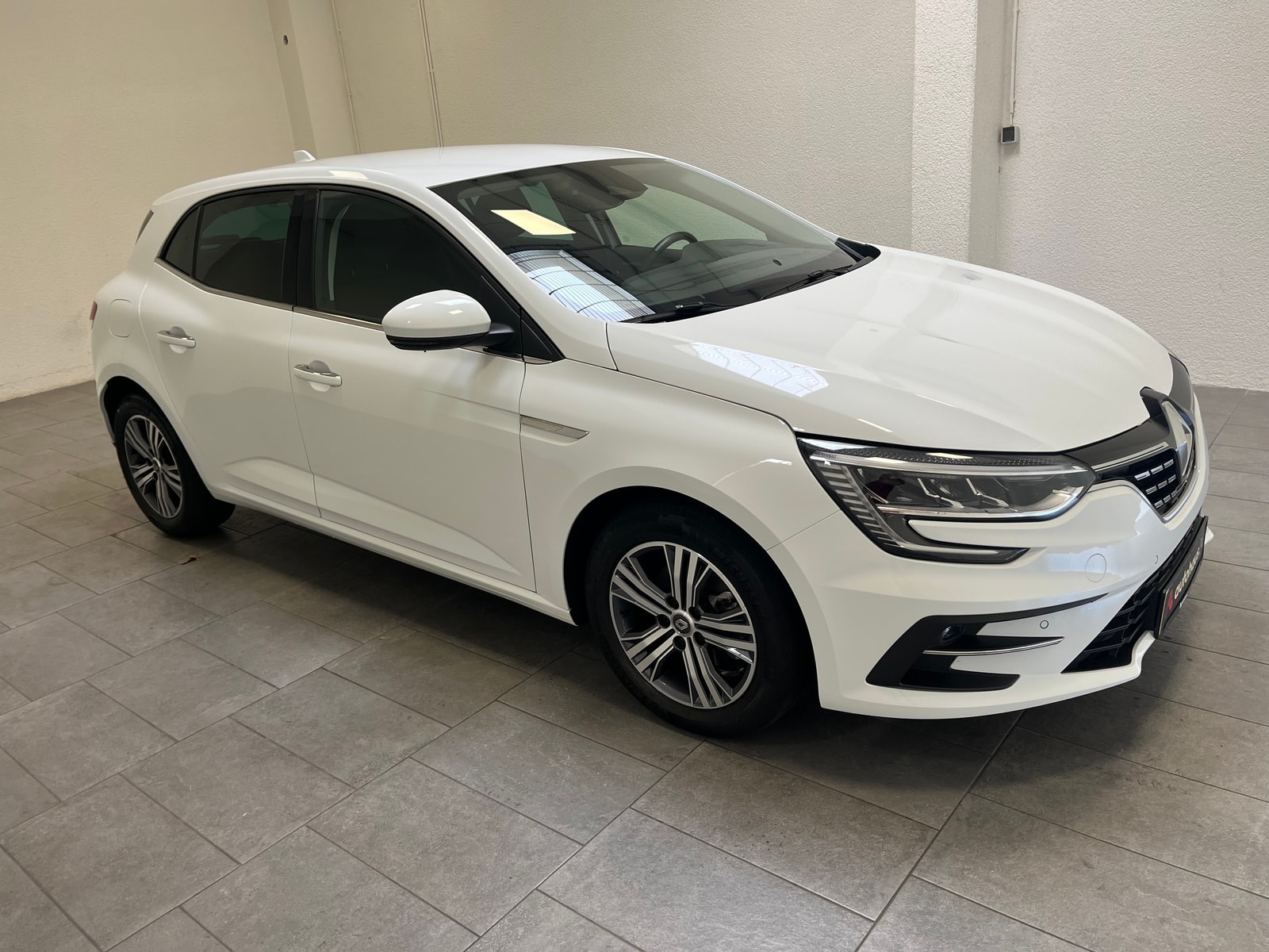 Renault Mégane Limousine RENAULT Mégane TCe 140 GPF Intens Schräghecklimousine #1