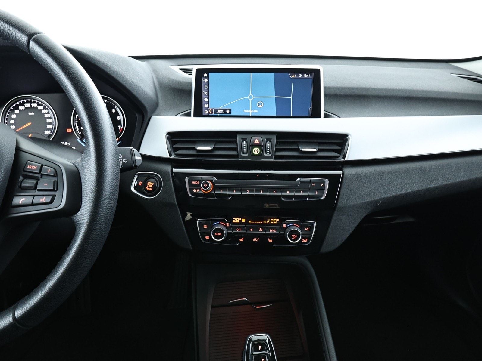 BMW X1 SUV X1 sDrive20i Advantage #11