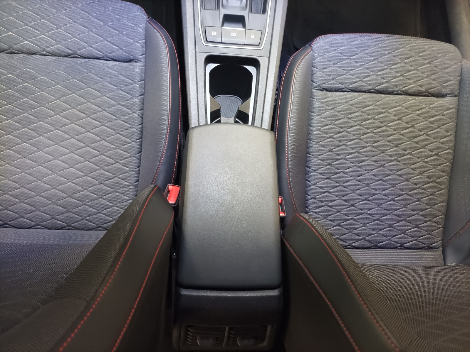Seat Leon Limousine Leon 2.0 TDI FR (EURO 6d) #14