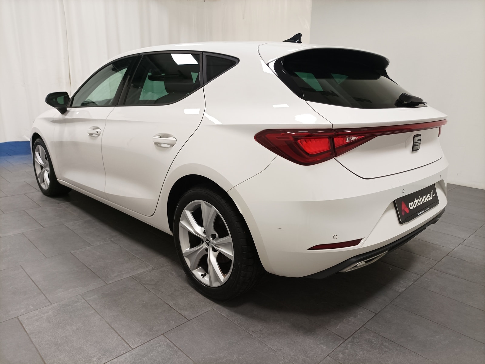 Seat Leon Limousine Leon 2.0 TDI FR (EURO 6d) #4