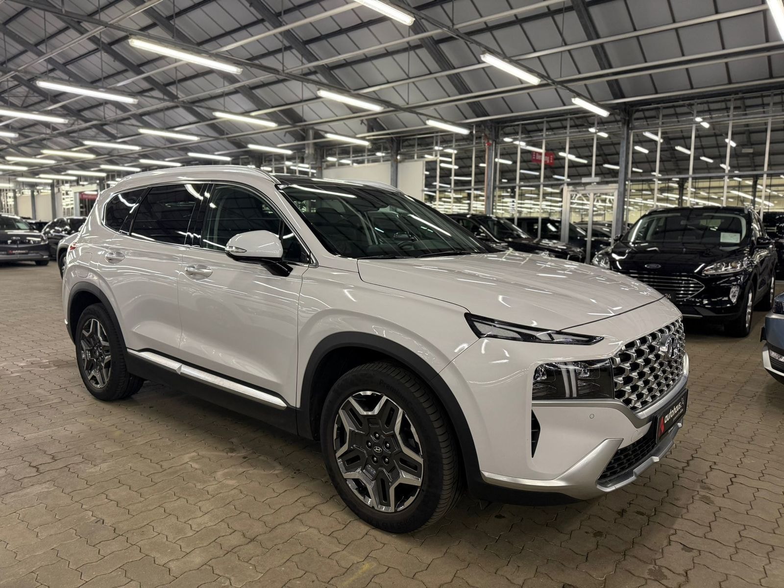 Hyundai Santa Fe SUV / Crossover / Geländewagen HYUNDAI Santa Fe 1.6 T-GDI Plug-in Hybrid 4WD Auto Sports Utility Vehicle #1