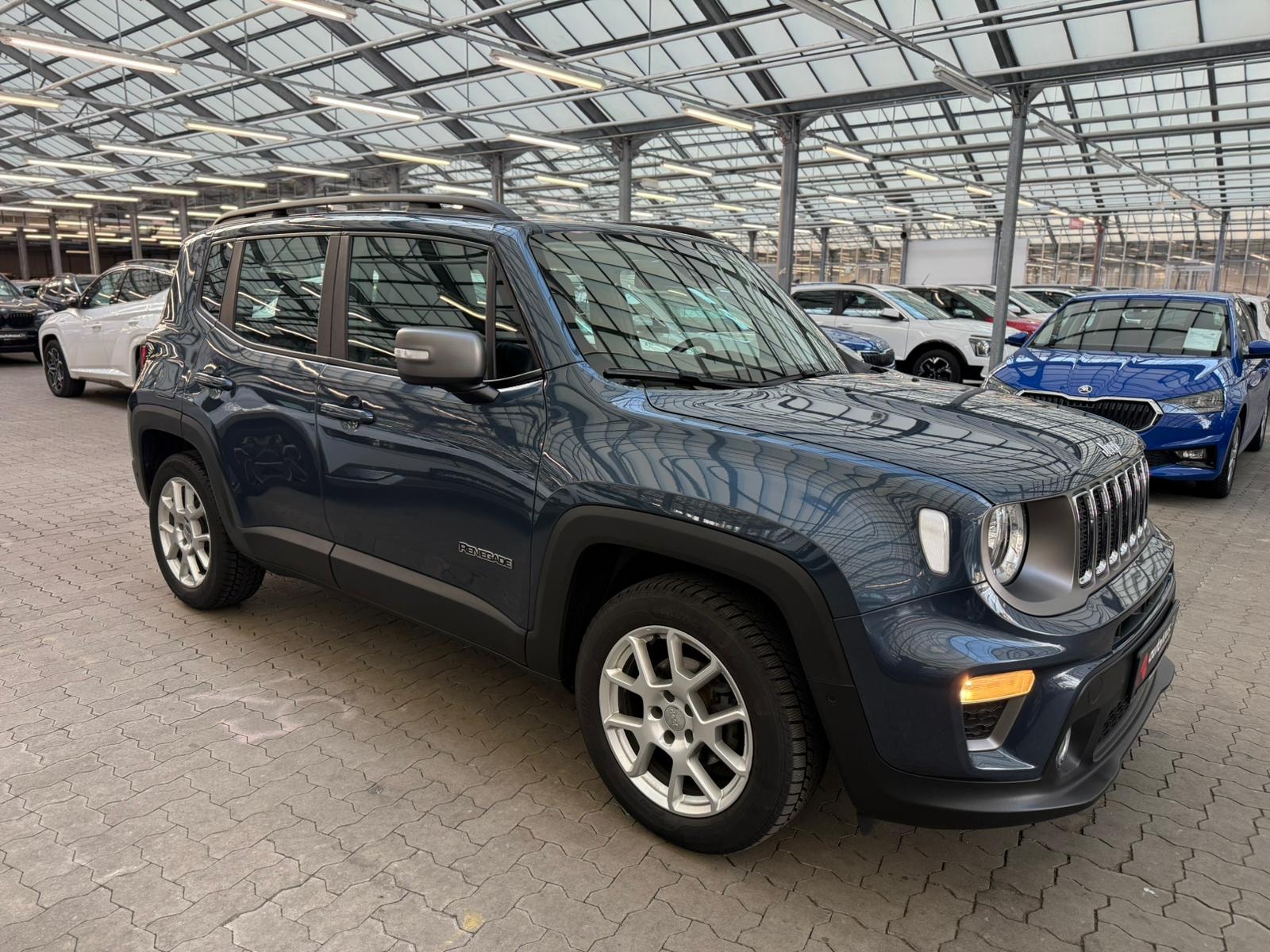 Jeep Renegade SUV / Crossover / Geländewagen JEEP Renegade 1.0l T-GDI I3 Limited Sports Utility Vehicle #1