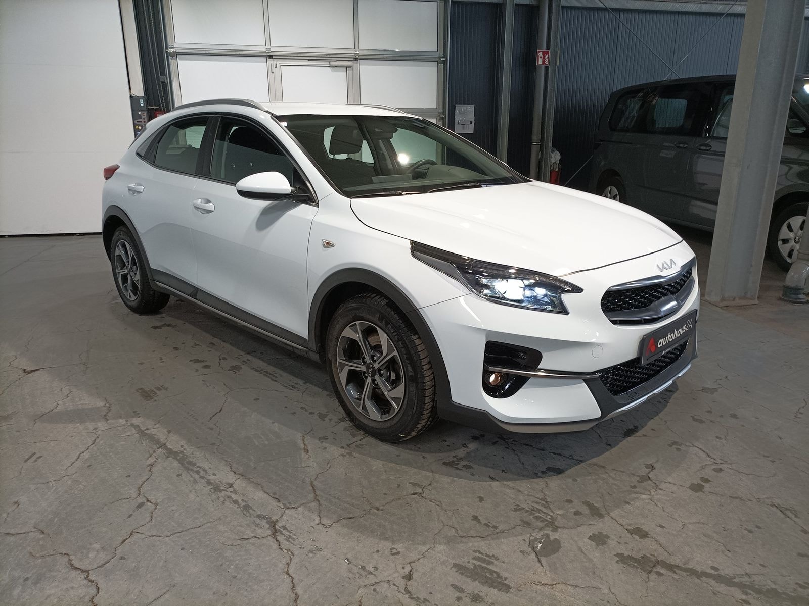 Kia XCeed SUV / Crossover / Geländewagen KIA XCeed 1.0 T-GDI Edition 7 Sports Utility Vehicle #1