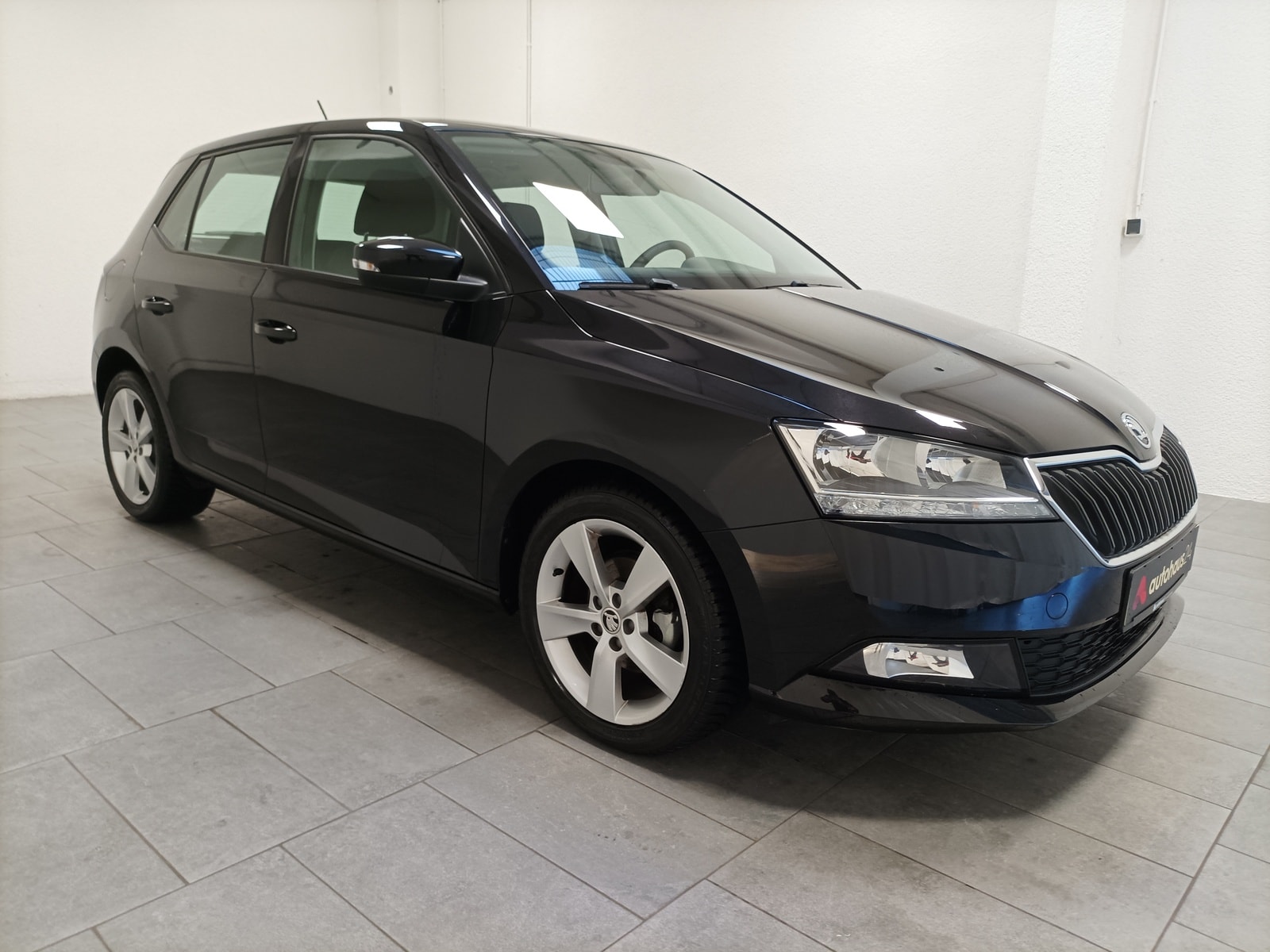 ŠKODA Fabia Limousine SKODA Fabia 1.0l MPI 44kW COOL PLUS Schräghecklimousine #1