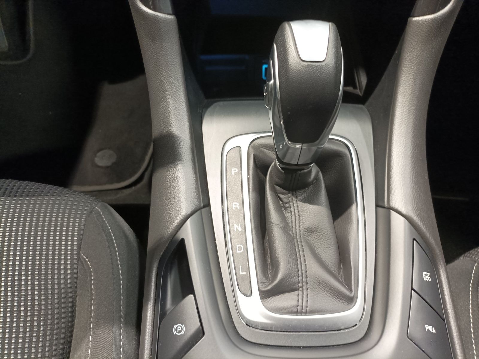 Ford Mondeo Limousine Mondeo 2.0 Hybrid Titanium (EURO 6d) #12