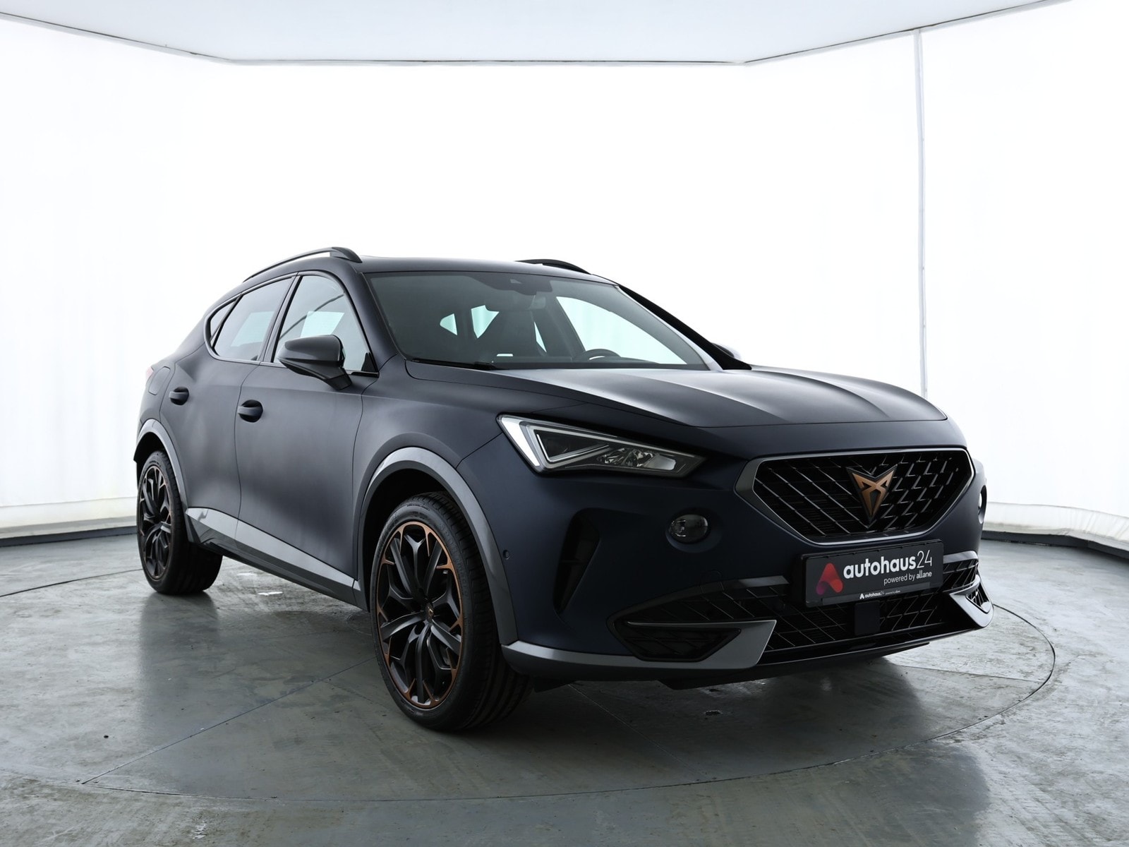 CUPRA Formentor SUV / Crossover / Geländewagen CUPRA Formentor 2.0 TSI 180kW VZ DSG Sports Utility Vehicle #1