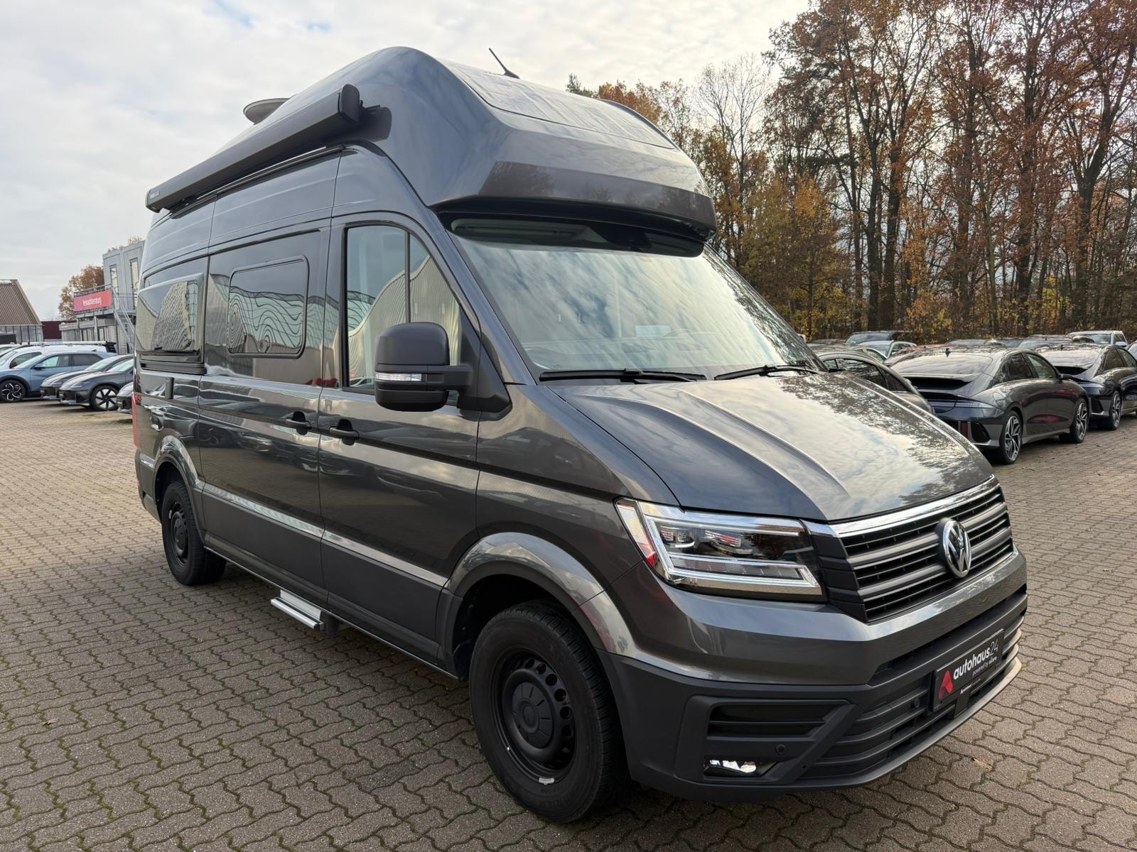 Volkswagen Crafter Kleinbus / Van VOLKSWAGEN Grand California 2,0 TDI 130kW Auto. 600 Campingbus #1