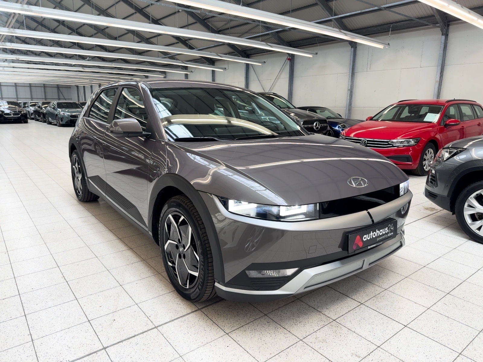 Hyundai IONIQ 5 Limousine HYUNDAI IONIQ 5 72,6 kWh 225 kW Allradantrieb Sports Utility Vehicle #1