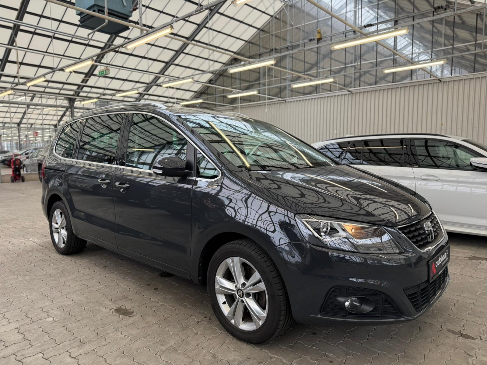 SEAT Alhambra Kleinbus / Van SEAT Alhambra 1.4 TSI XCELLENCE DSG Van #1