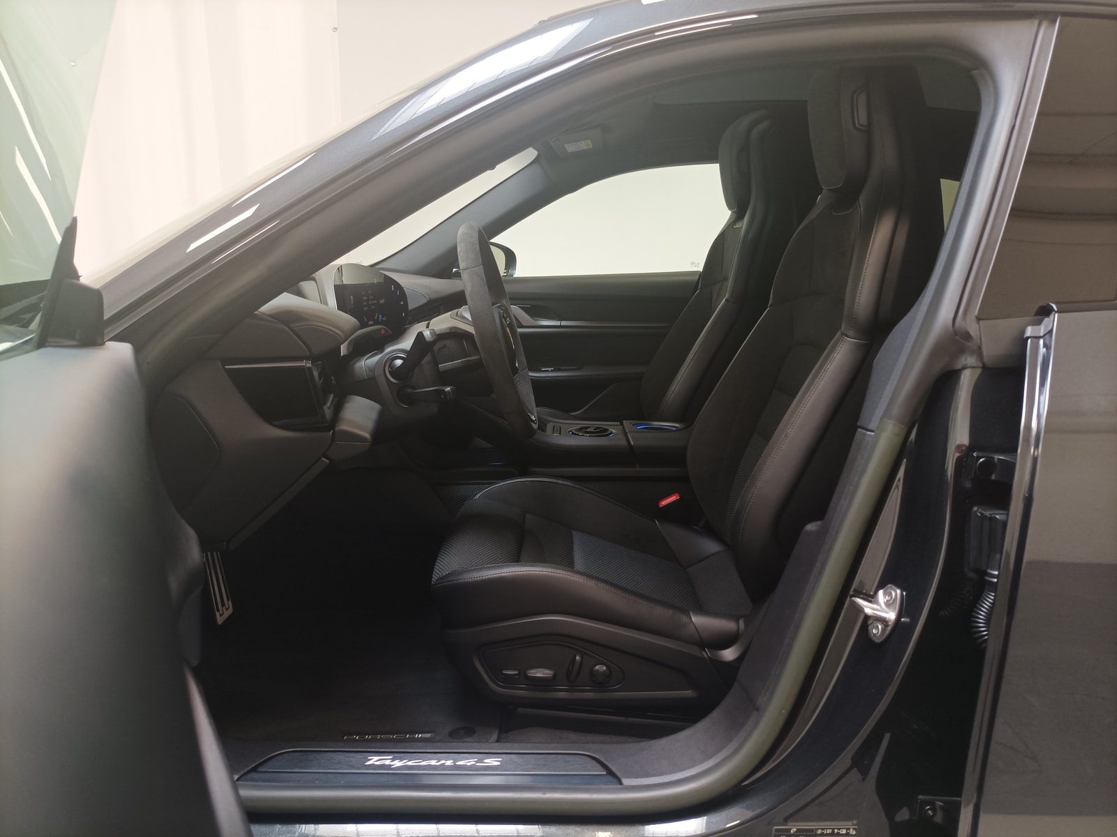 Porsche Taycan Limousine Taycan 4S Plus #8