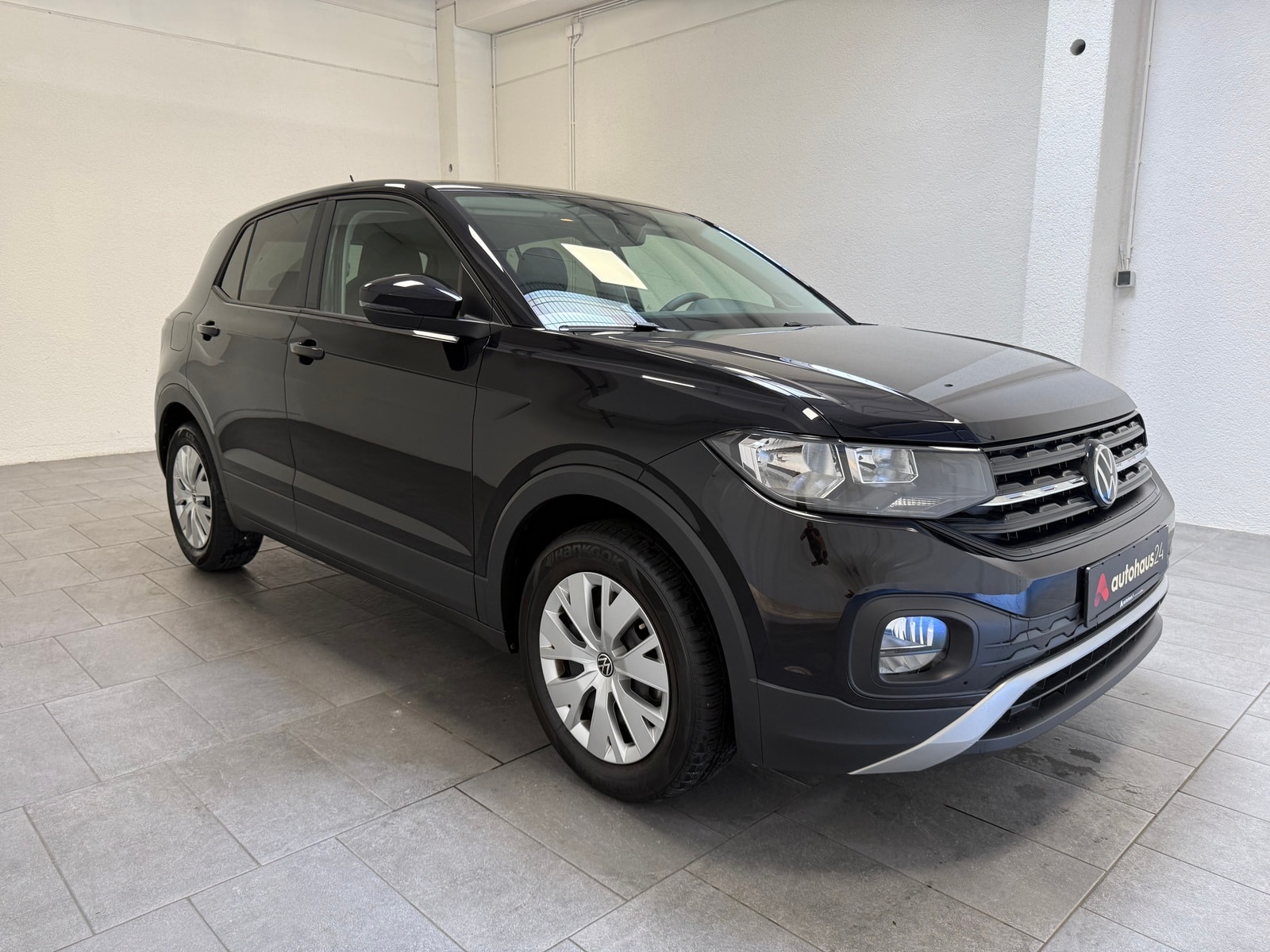 Volkswagen T-Cross SUV / Crossover / Geländewagen VOLKSWAGEN T-Cross 1.0 TSI OPF 81 kW DSG Sports Utility Vehicle #1