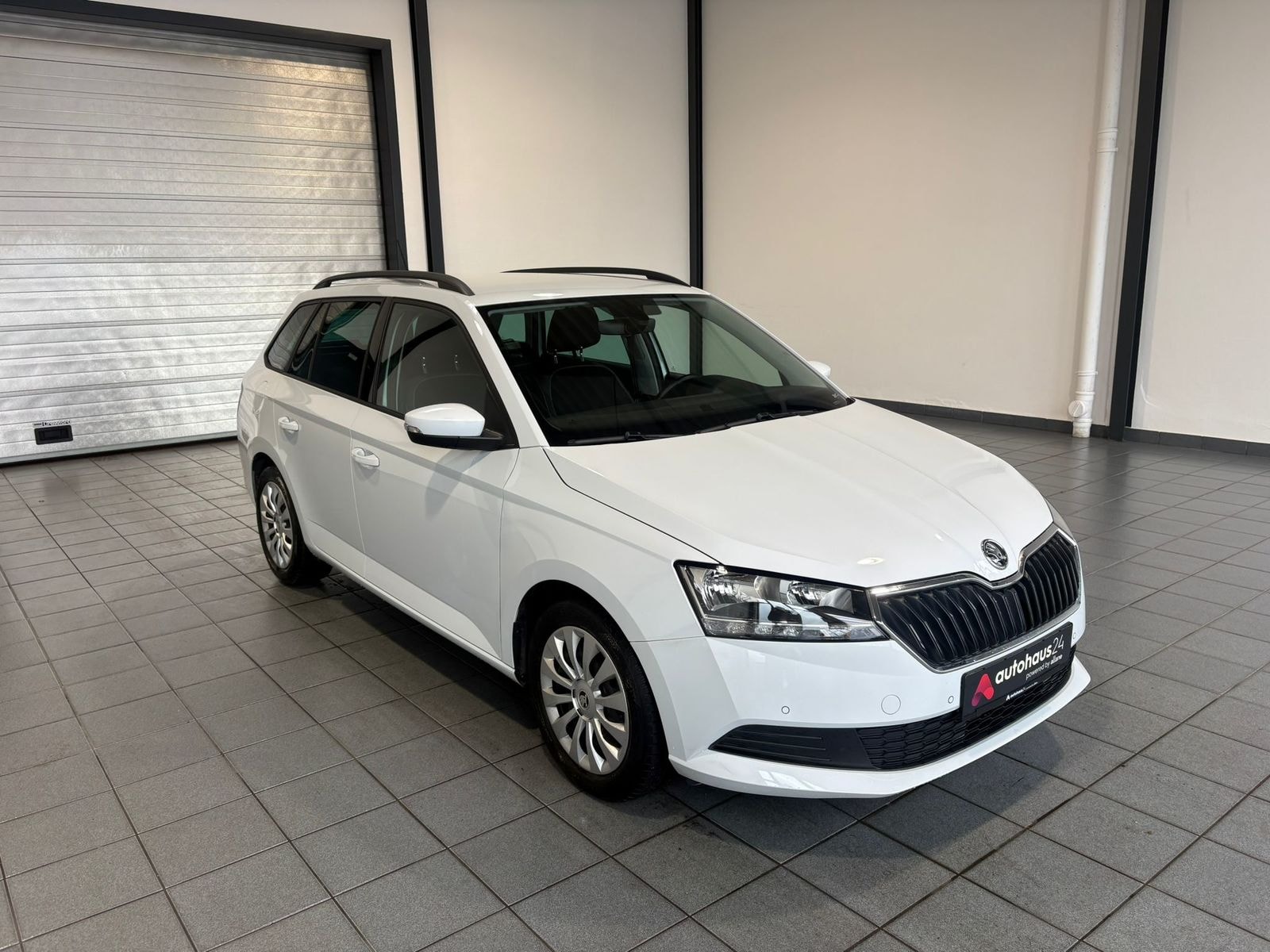 ŠKODA Fabia Kombi SKODA Fabia 1.0l TSI 70kW AMBITION COMBI Kombi #1