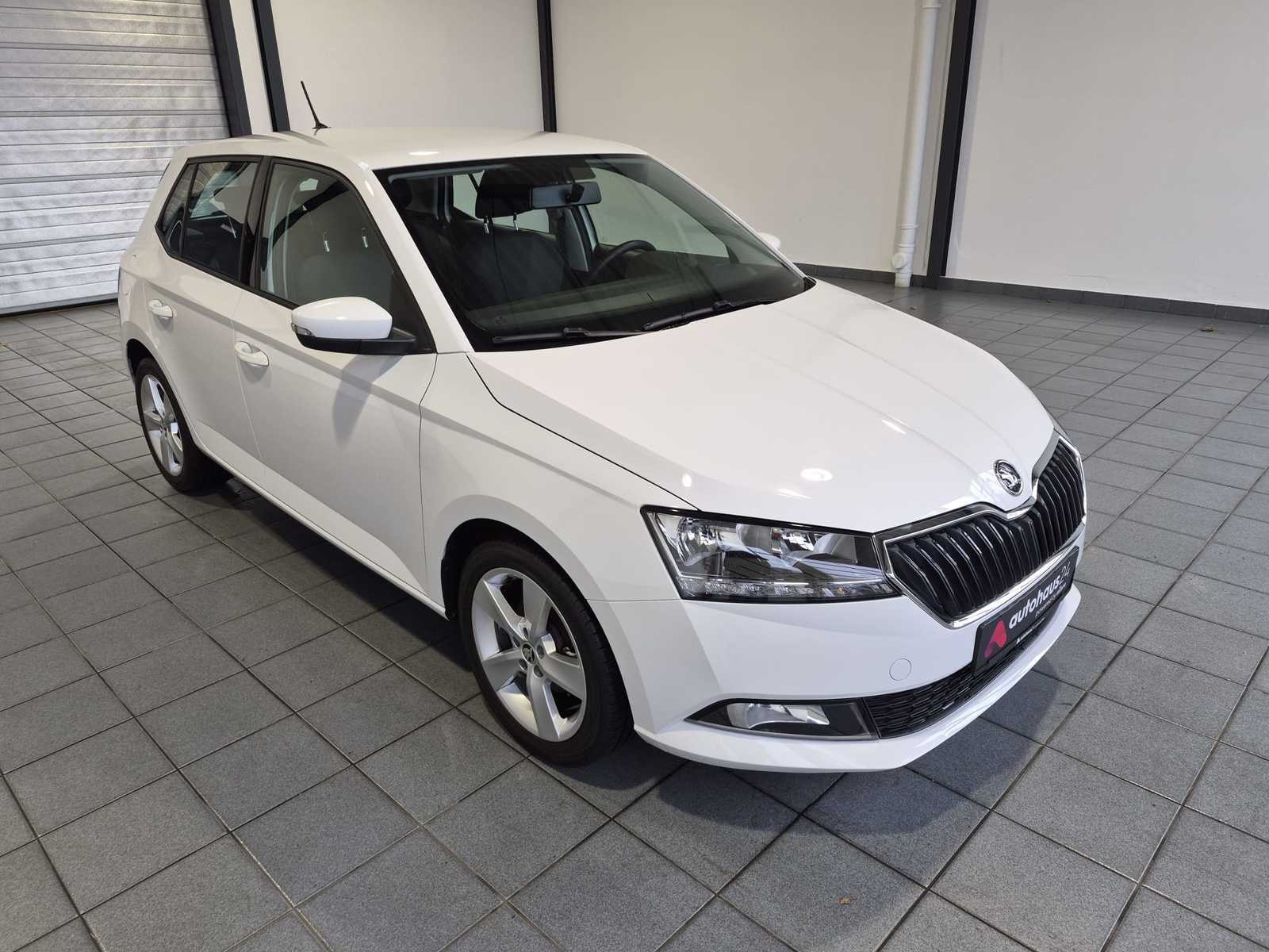 ŠKODA Fabia Limousine SKODA Fabia 1.0l MPI 44kW COOL PLUS Schräghecklimousine #1