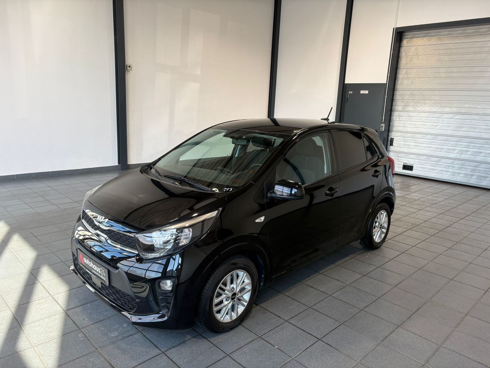 Kia Picanto Schräghecklimousine Picanto 1.0 Dream Team Edition (EURO 6d) #3