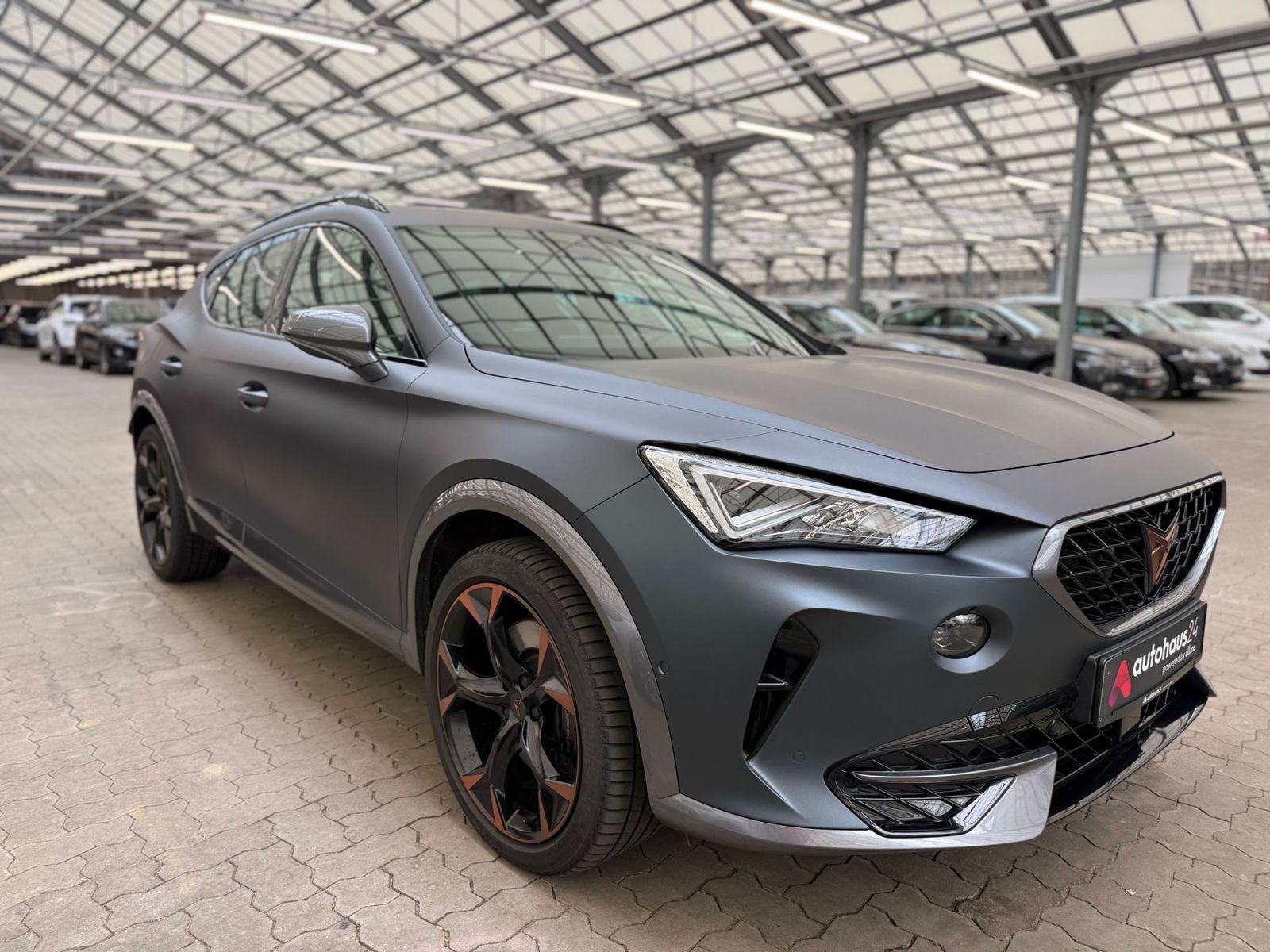 CUPRA Formentor SUV / Crossover / Geländewagen CUPRA Formentor 2.0 TSI 180kW VZ DSG Sports Utility Vehicle #1