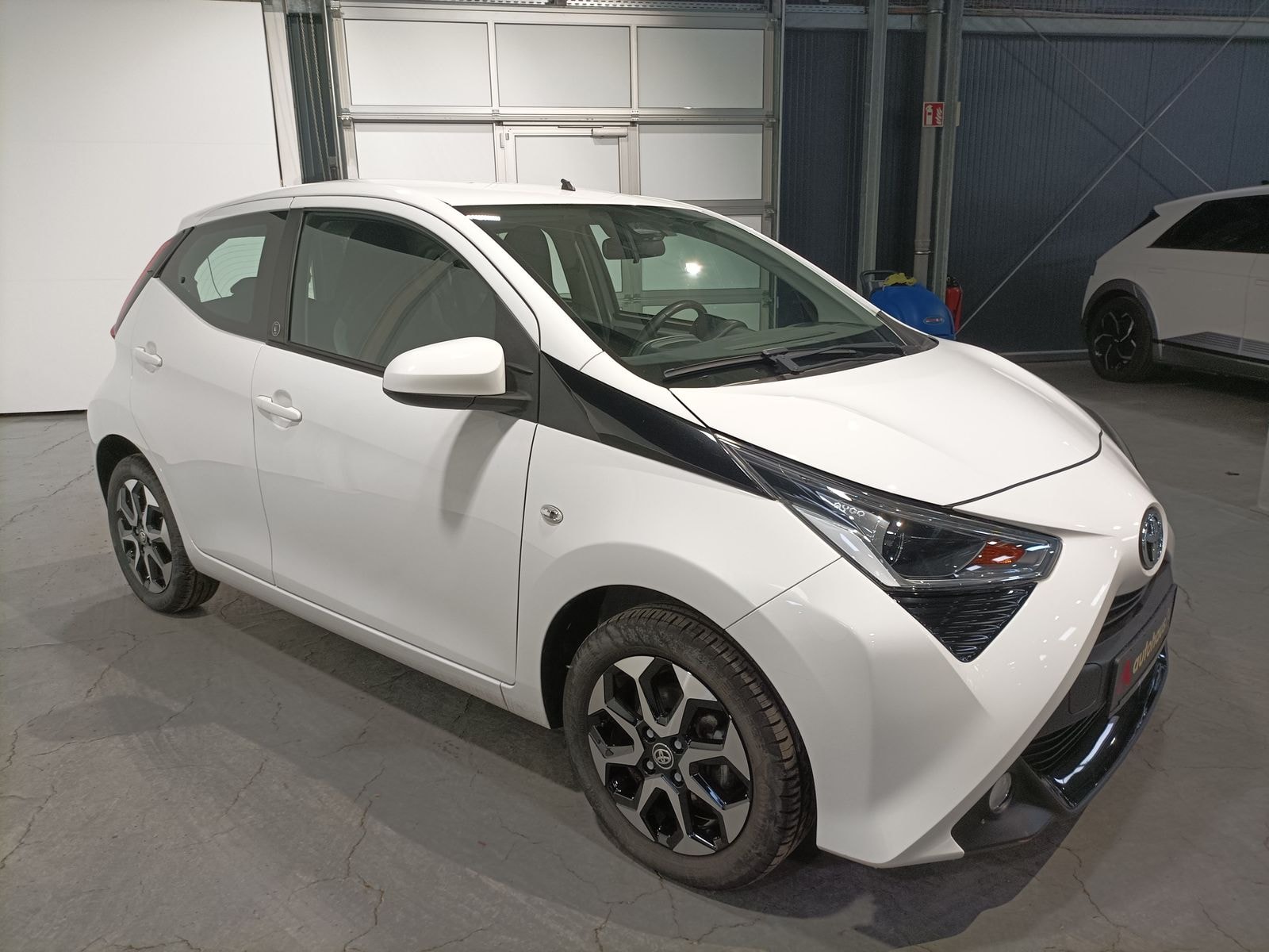 Toyota AYGO Schräghecklimousine TOYOTA AYGO 1,0-l-VVT-i Team Deutschland Kleinstwagen #1