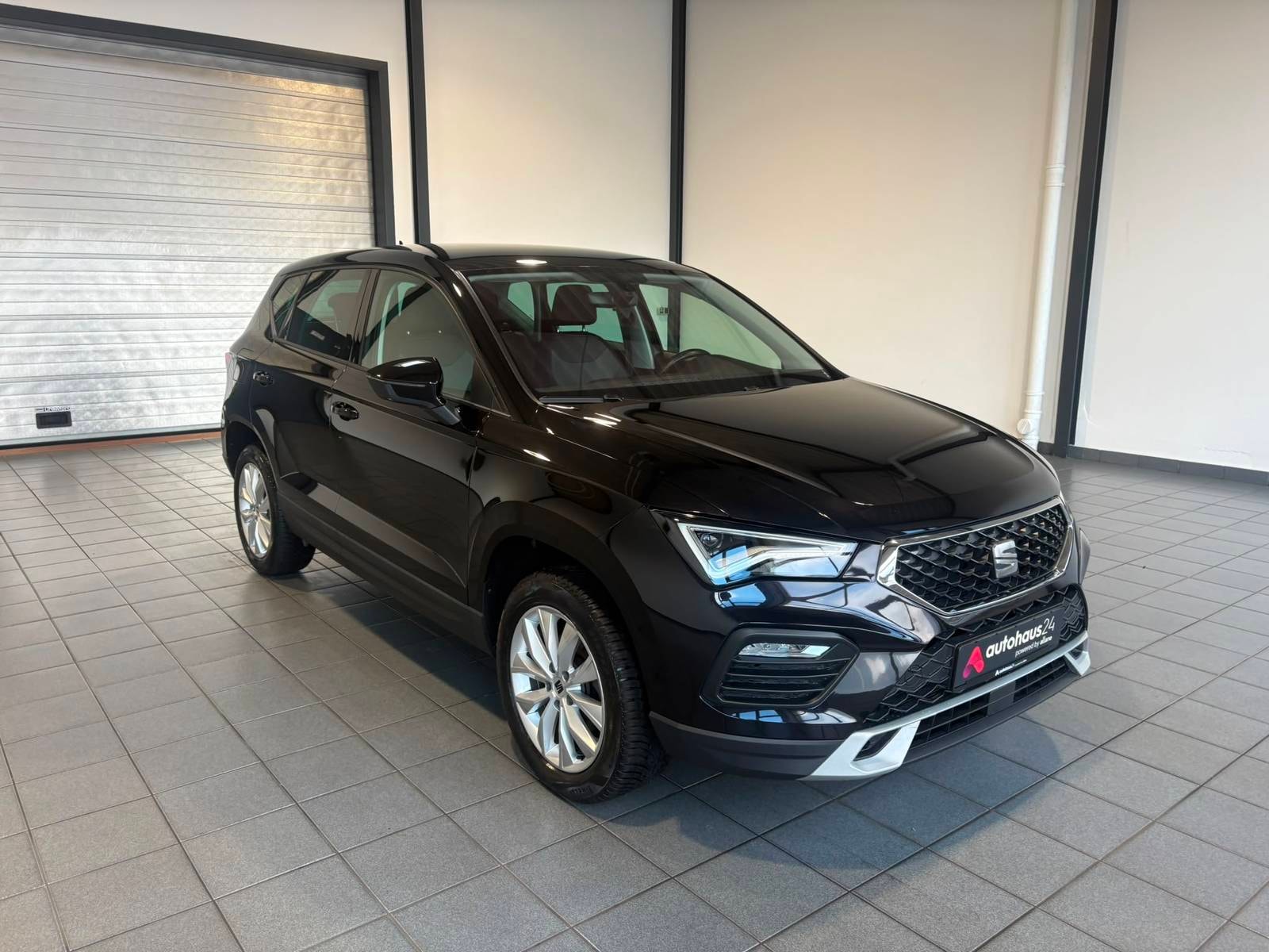 SEAT Ateca SUV / Crossover / Geländewagen SEAT Ateca 1.5 TSI ACT 110kW Style DSG Sports Utility Vehicle #1