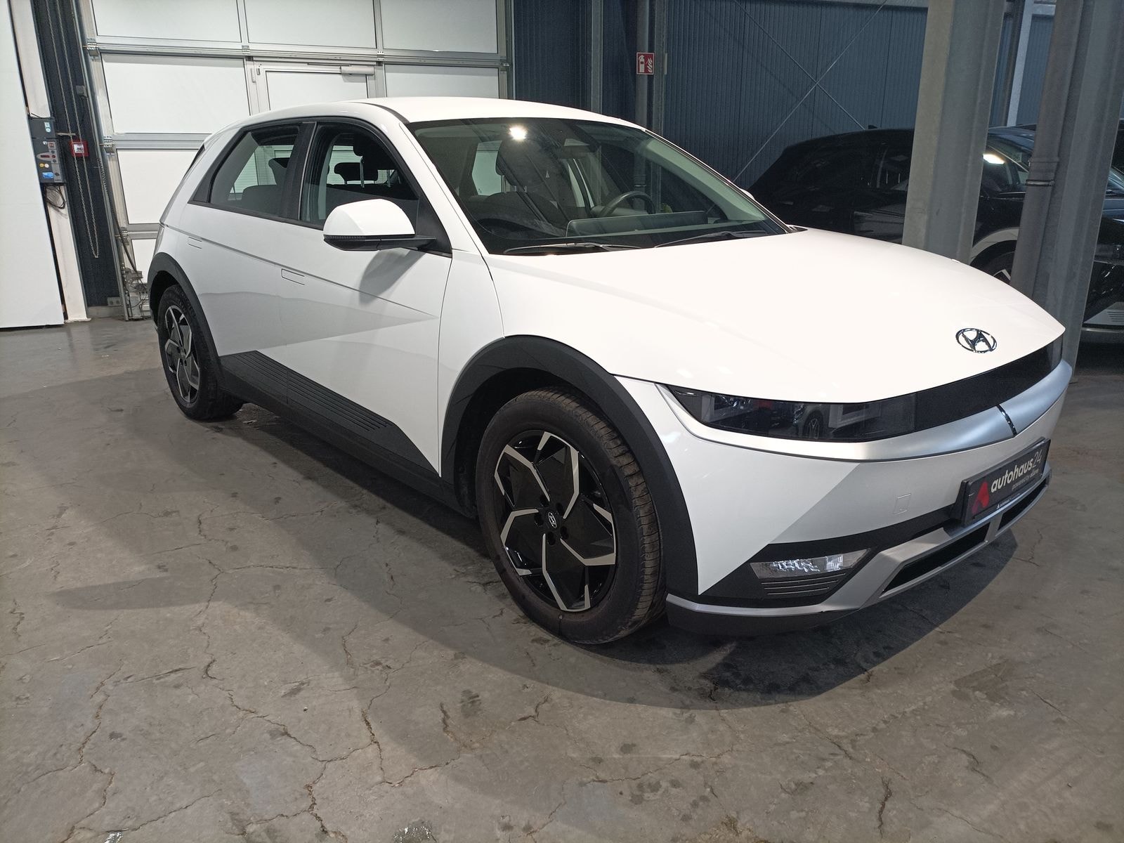 Hyundai IONIQ 5 Limousine HYUNDAI IONIQ 5 72,6 kWh 160 kW Heckantrieb Sports Utility Vehicle #1