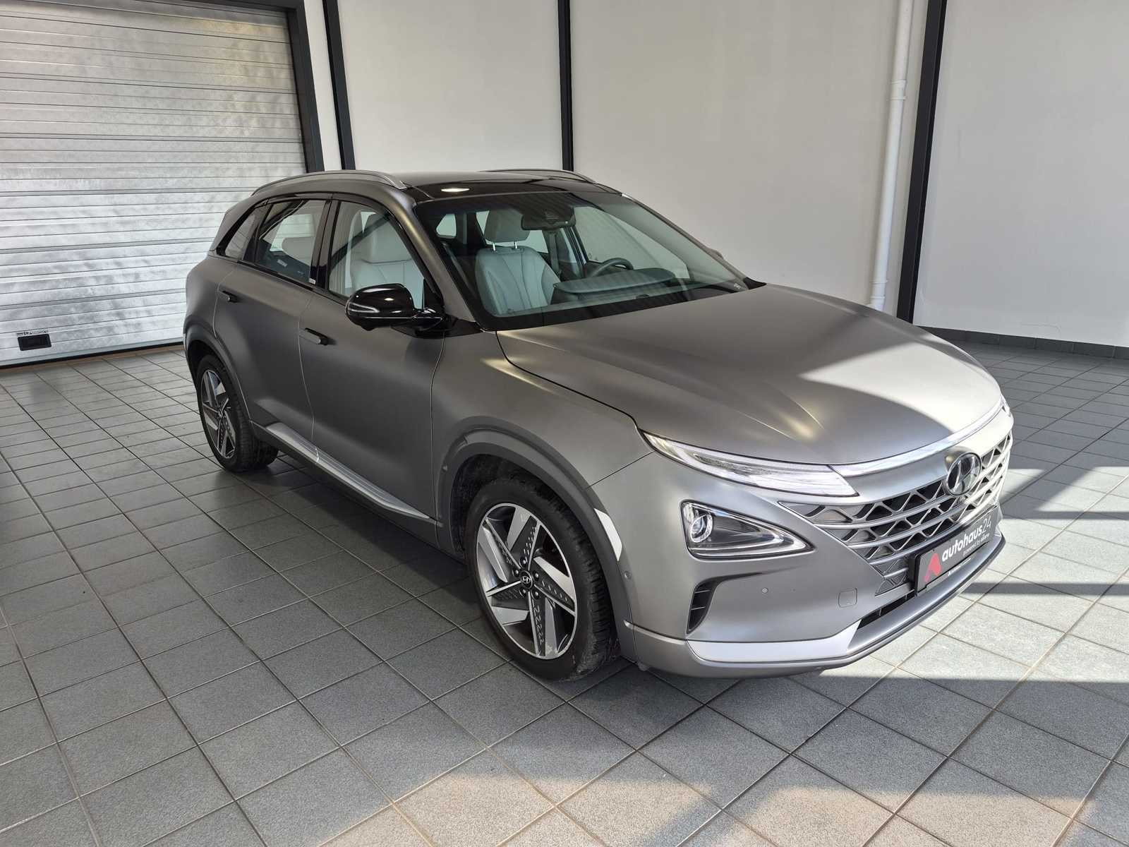 Hyundai Nexo SUV / Crossover / Geländewagen HYUNDAI Nexo Fuel Cell Sports Utility Vehicle #1