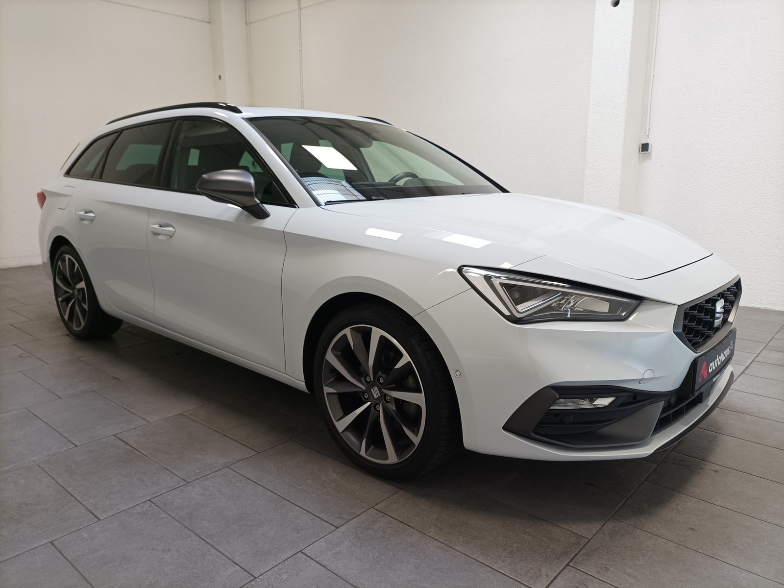 SEAT Leon Kombi SEAT Leon 1.5 eTSI ACT 110kW FR DSG Sportstourer Kombi #1