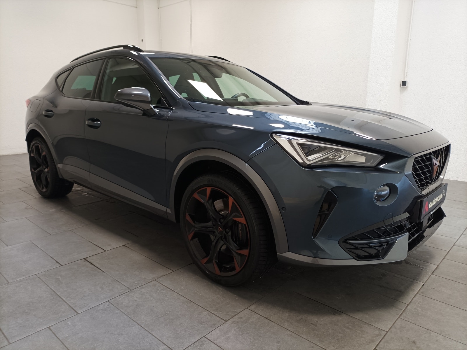 CUPRA Formentor SUV / Crossover / Geländewagen CUPRA Formentor 1.4 e-HYBRID 180kW VZ DSG Sports Utility Vehicle #1