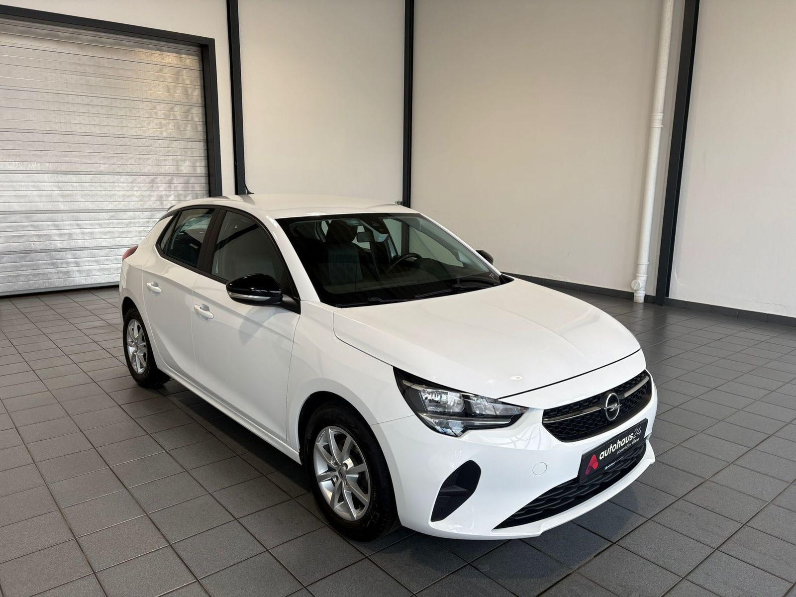 Opel Corsa Limousine OPEL Corsa 1.2 55kW Edition Schräghecklimousine #1