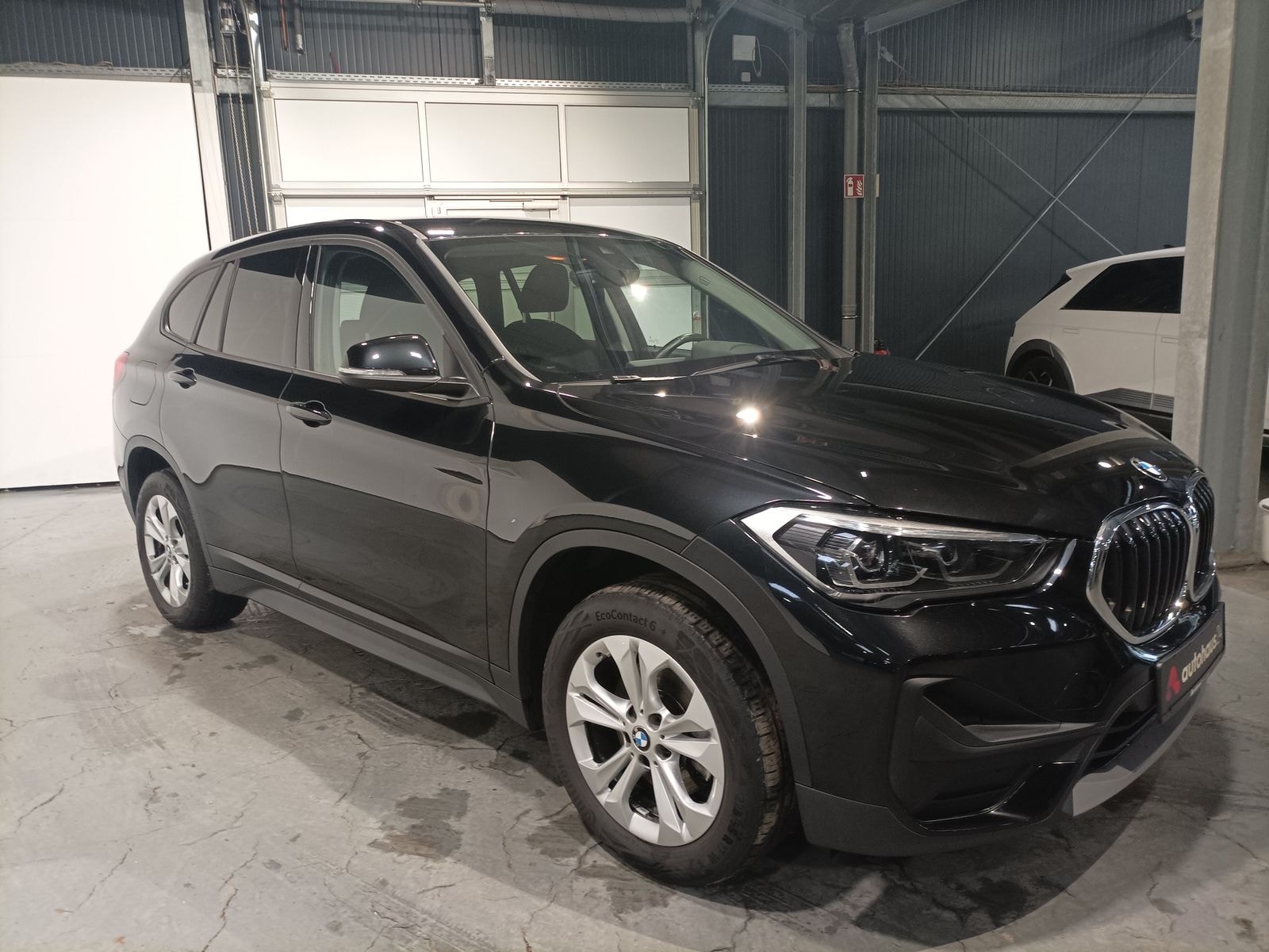 BMW X1 SUV / Crossover / Geländewagen BMW X1 sDrive18d Sports Utility Vehicle #1