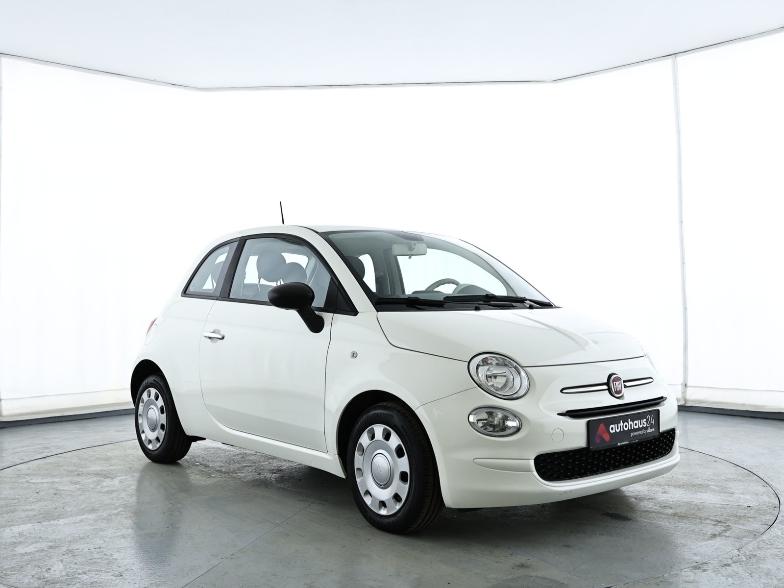 Fiat 500 Schräghecklimousine FIAT 500 1.0 GSE N3 Hybrid CULT Schräghecklimousine #1