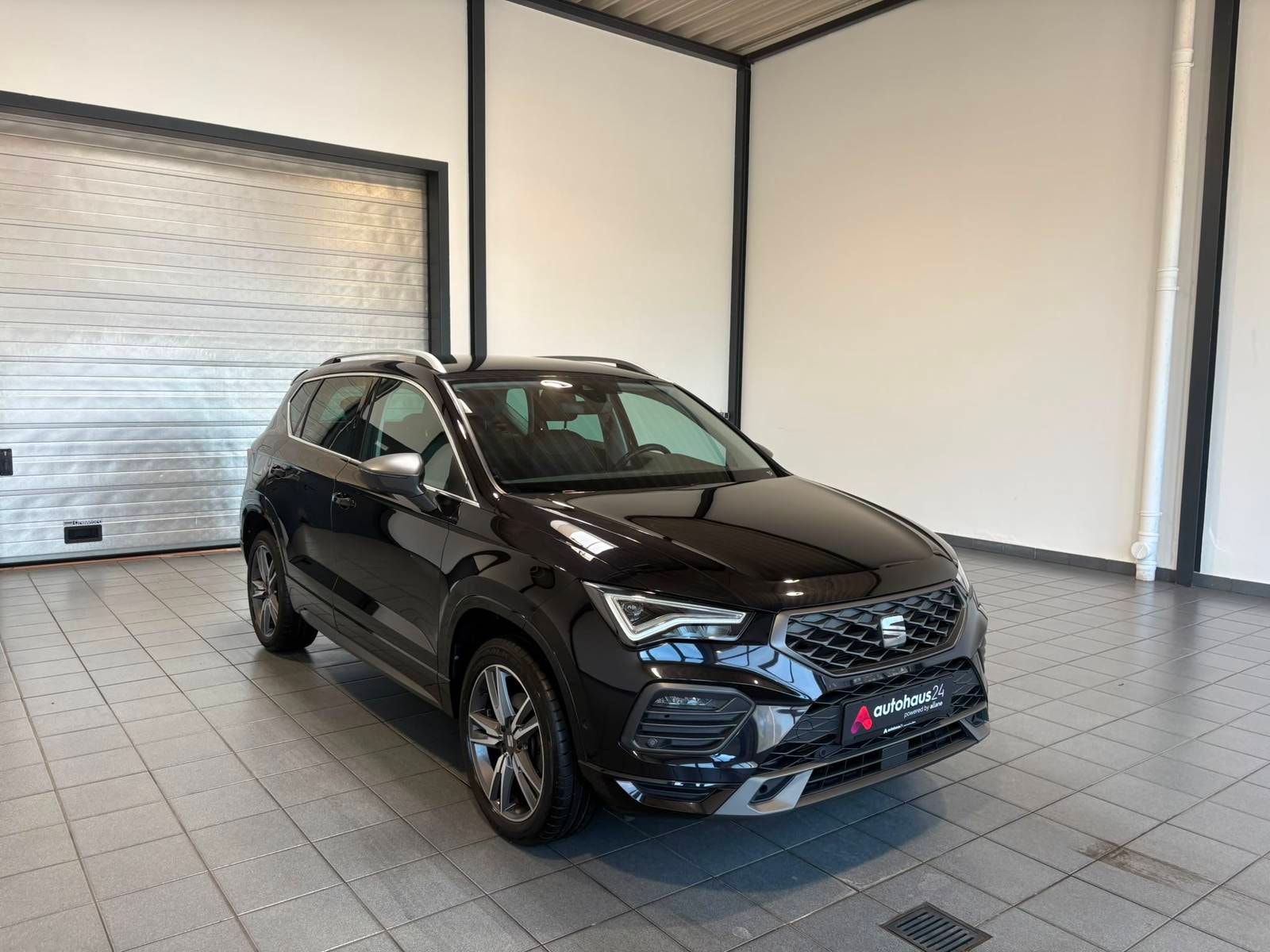 SEAT Ateca SUV / Crossover / Geländewagen SEAT Ateca 1.5 TSI ACT 110kW FR Sports Utility Vehicle #1