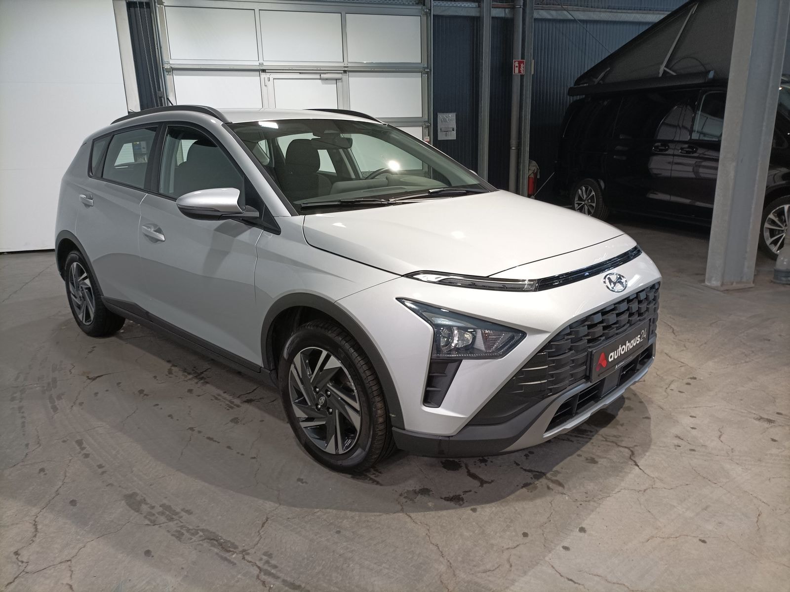 Hyundai Bayon SUV / Crossover / Geländewagen HYUNDAI Bayon 1.0 T-GDI Select Sports Utility Vehicle #1