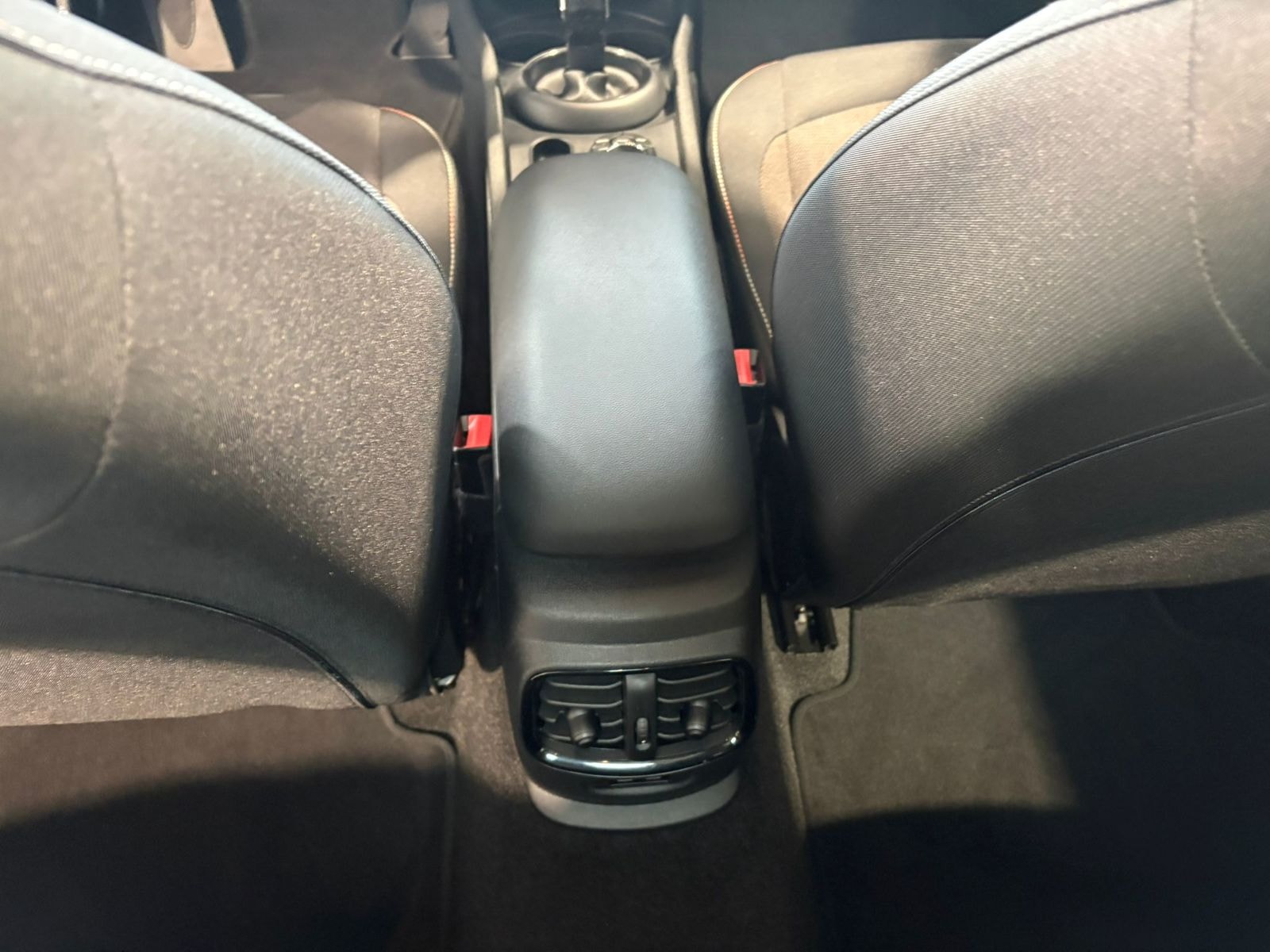 MINI Clubman Kombi Clubman One Essential Trim #13