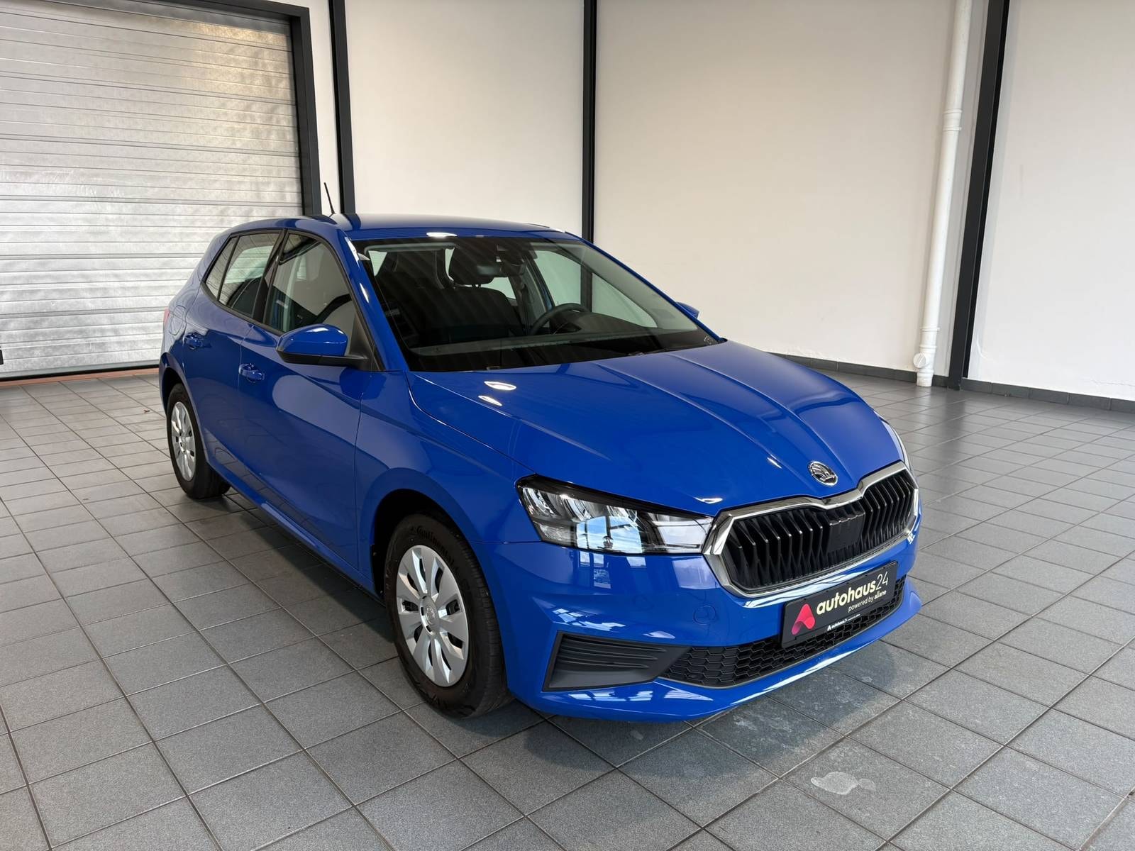 ŠKODA Fabia Limousine SKODA Fabia 1.0l MPI 48kW ACTIVE Schräghecklimousine #1
