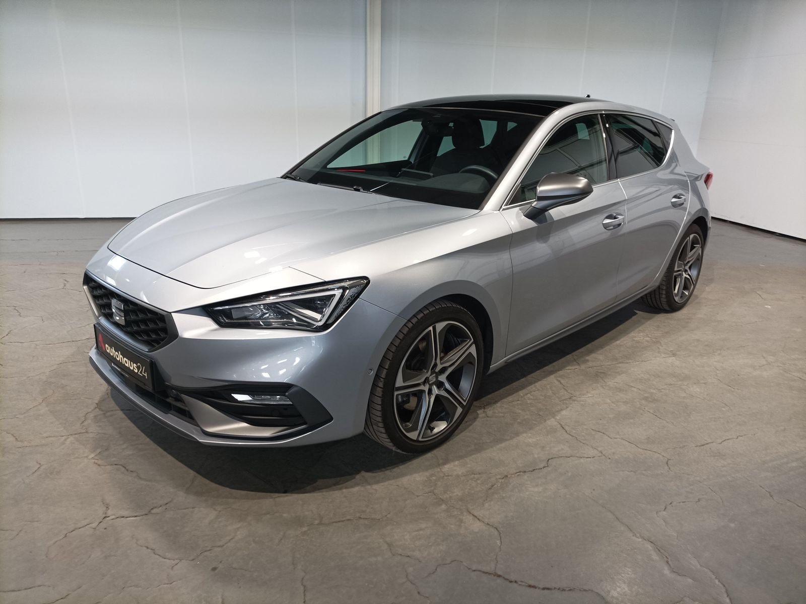 Seat Leon Limousine Leon 1.5 eTSI FR Plus OPF (EURO 6d) #3
