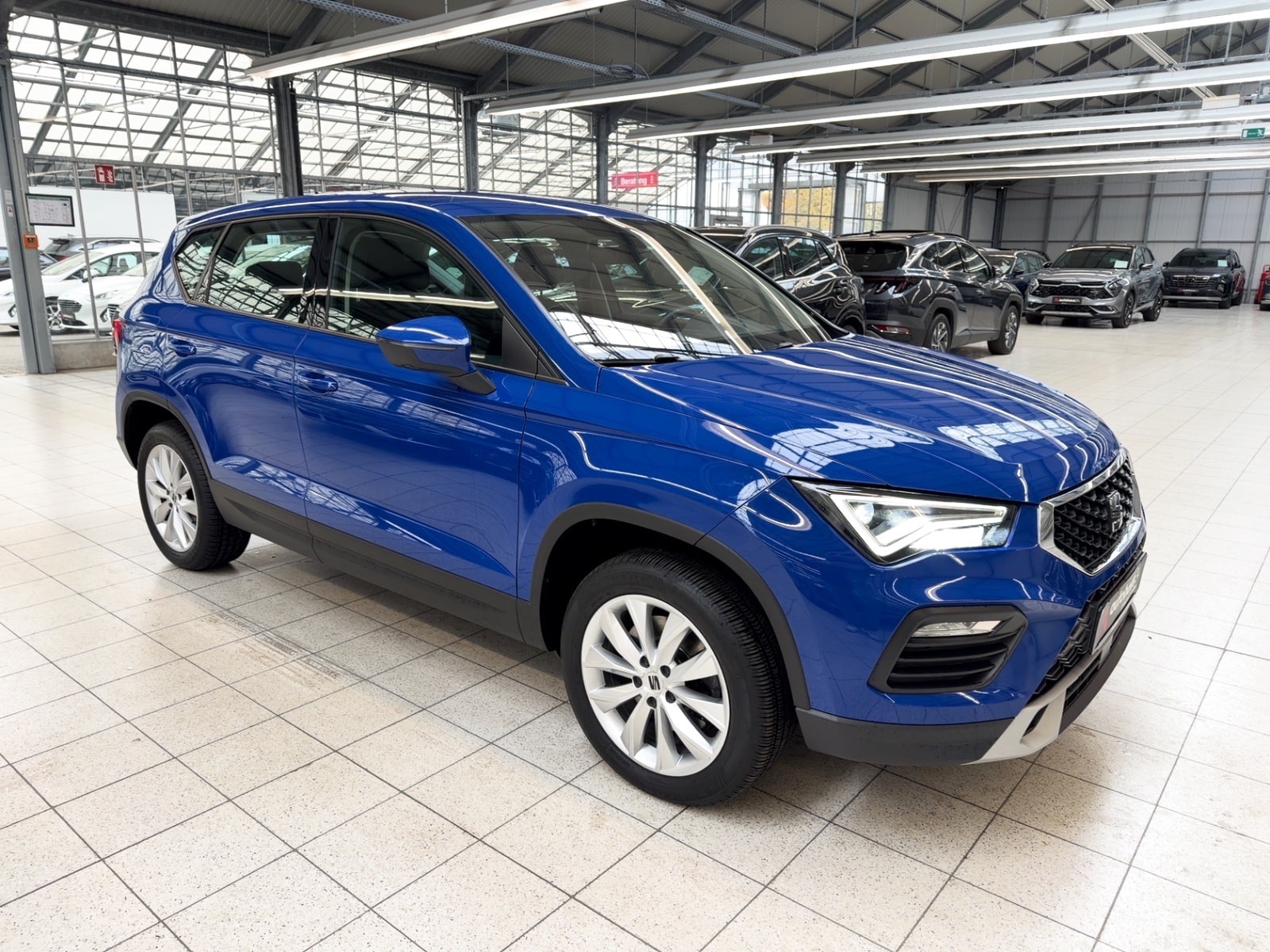 SEAT Ateca SUV / Crossover / Geländewagen SEAT Ateca 2.0 TDI 110kW Style 4Drive DSG Sports Utility Vehicle #1