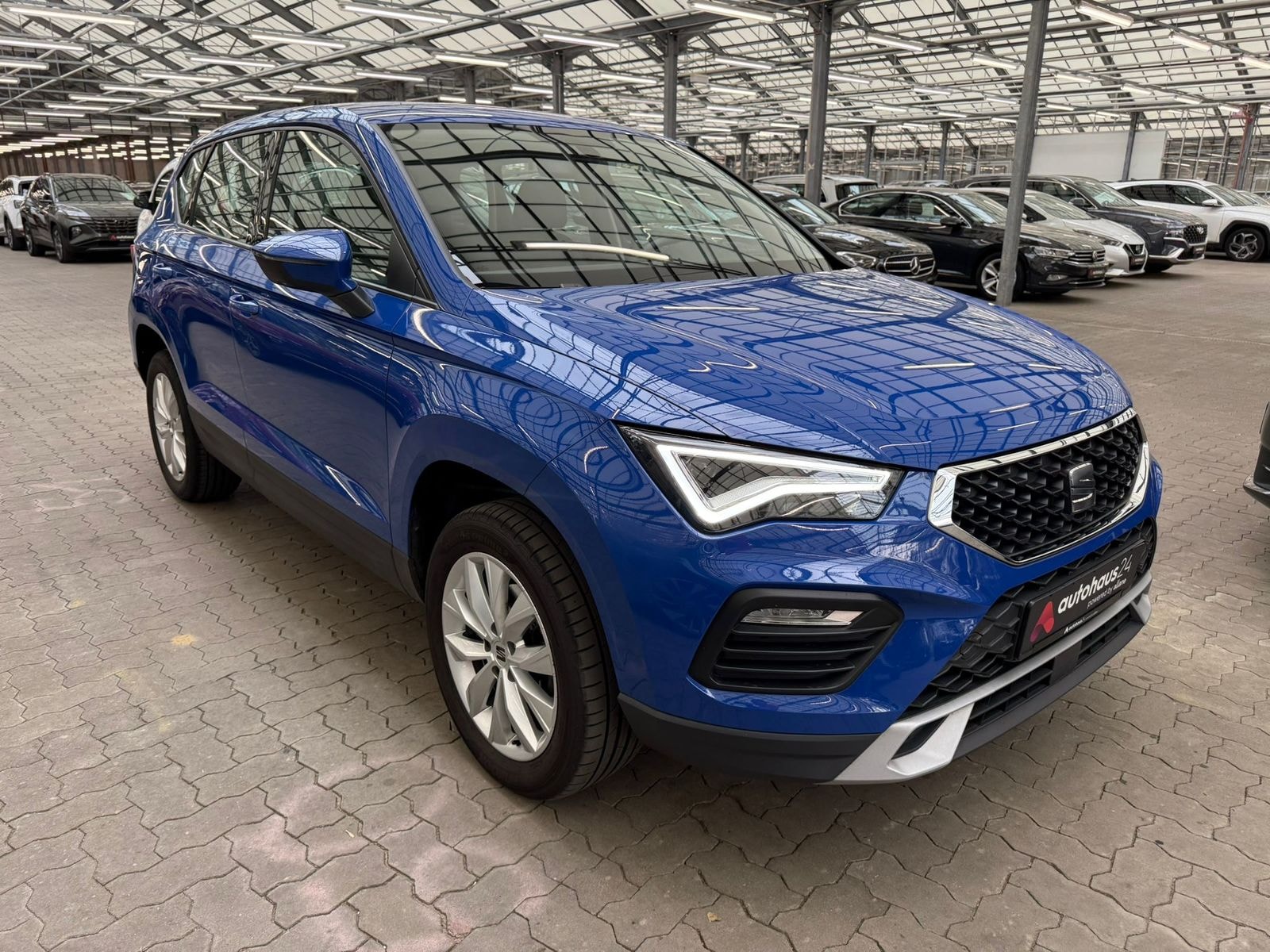 SEAT Ateca SUV / Crossover / Geländewagen SEAT Ateca 1.5 TSI ACT 110kW Style DSG Sports Utility Vehicle #1