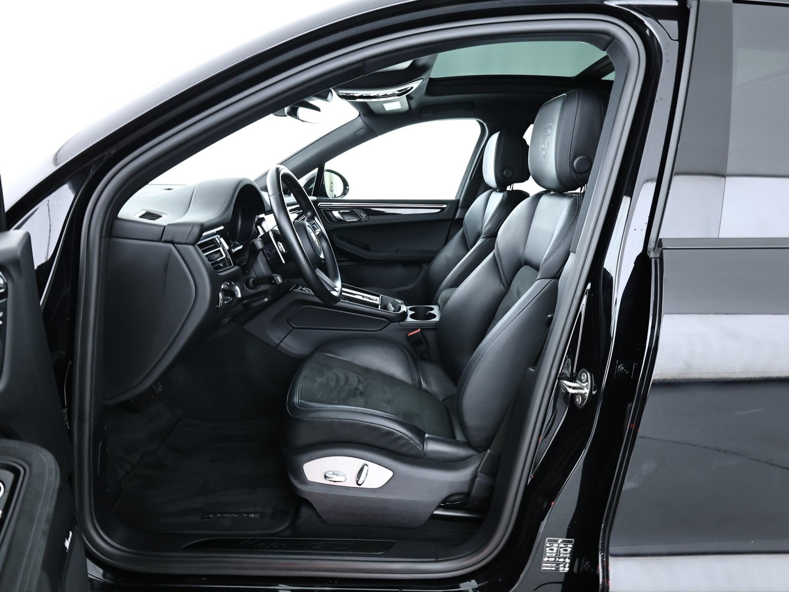 Porsche Macan SUV Macan GTS #8
