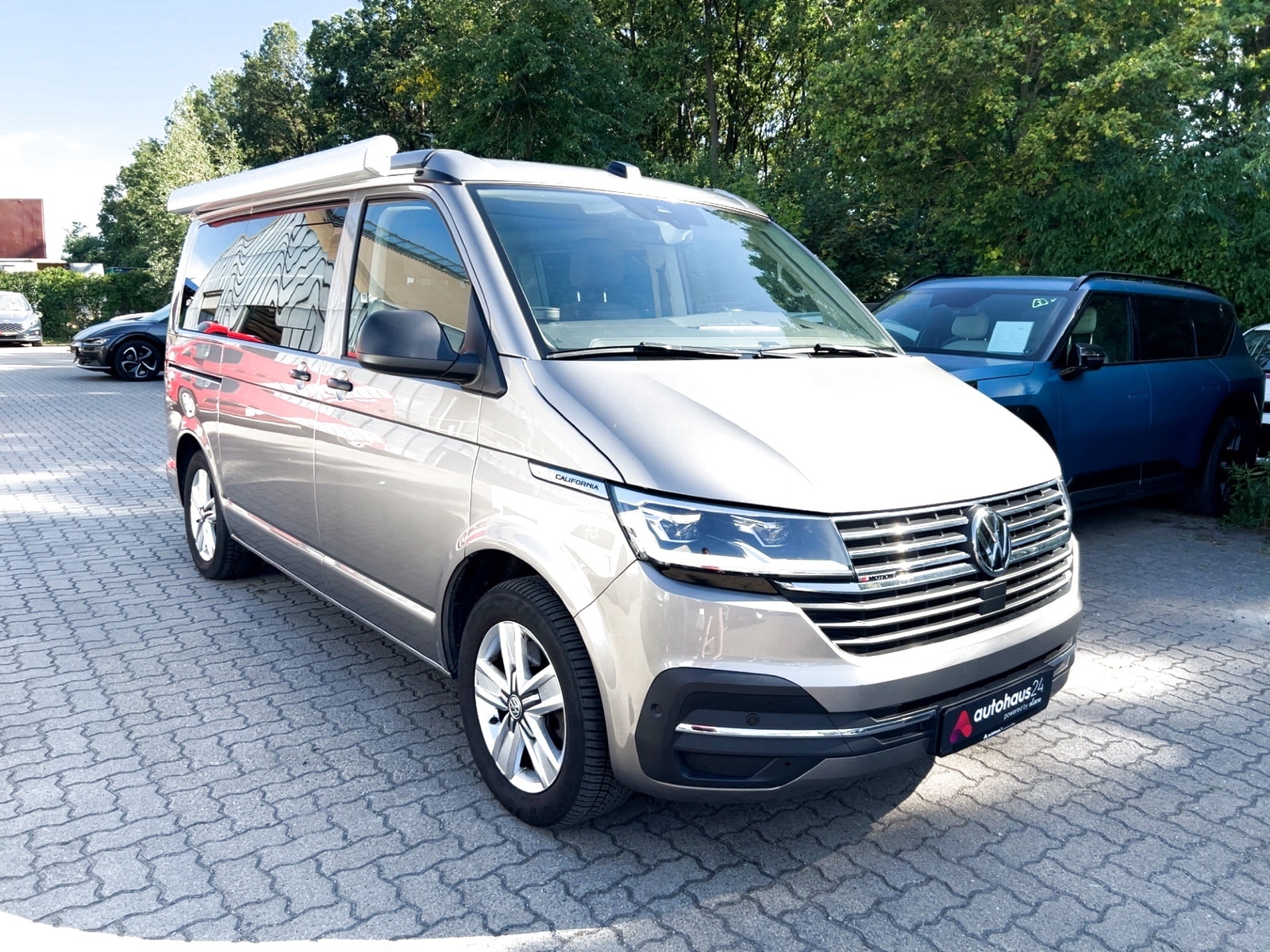Volkswagen Multivan Kleinbus / Van VOLKSWAGEN California 2,0 TDI 150kW BMT 4MOTION DSG Beach Camp Campingbus #1