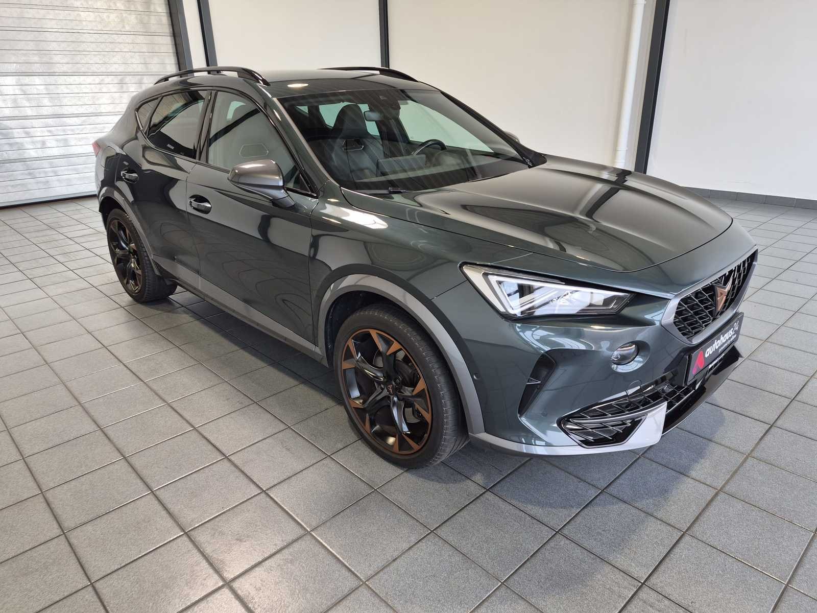 CUPRA Formentor SUV / Crossover / Geländewagen CUPRA Formentor 2.0 TSI 180kW VZ DSG Sports Utility Vehicle #1