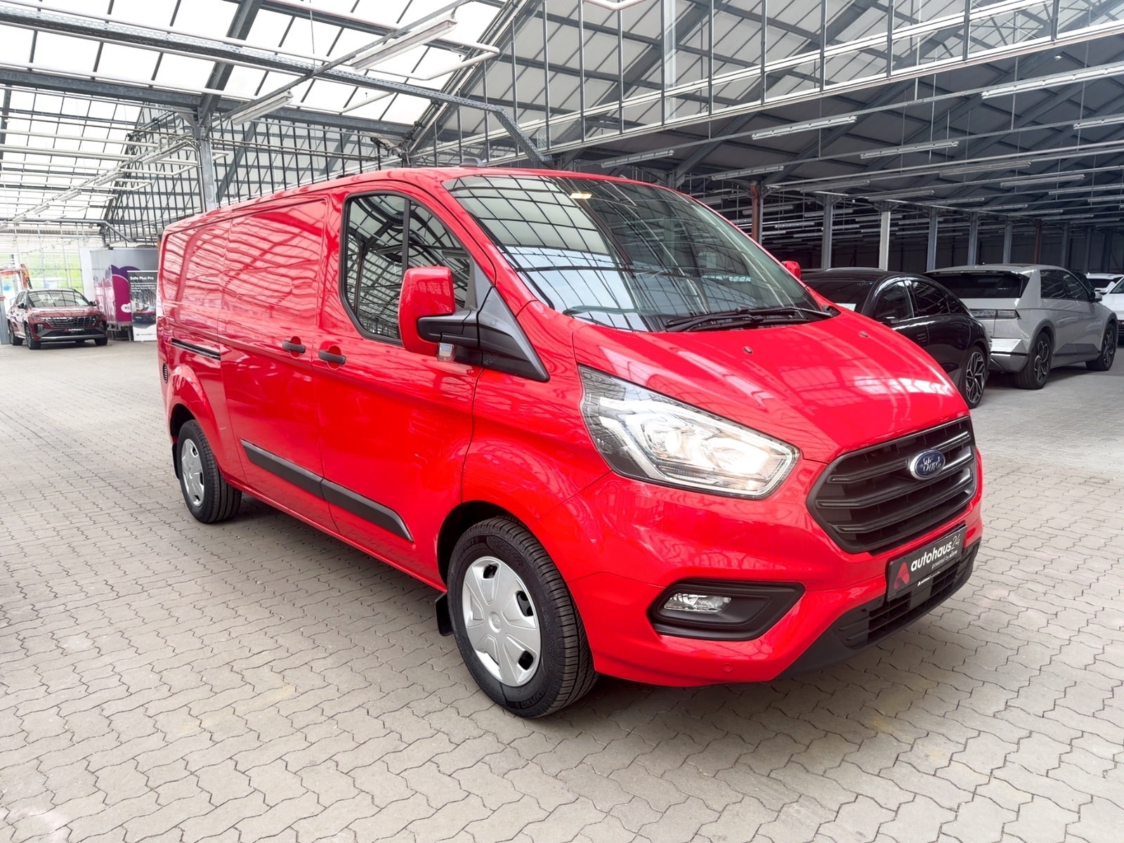 Ford Transit Transporter FORD Transit Custom 340 L2H1 2,0EcoBlue 96kW Trend Kastenwagen #1
