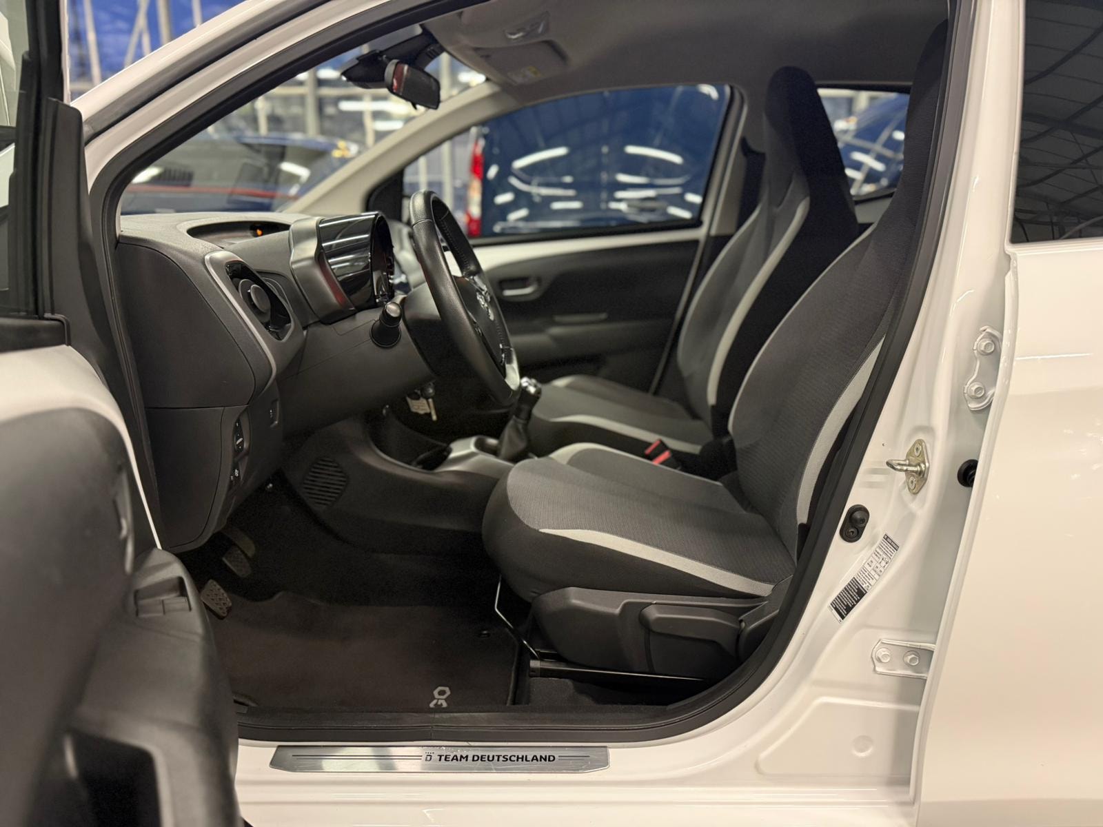 Toyota Aygo Schräghecklimousine Aygo 1.0 Team D (EURO 6d) #8