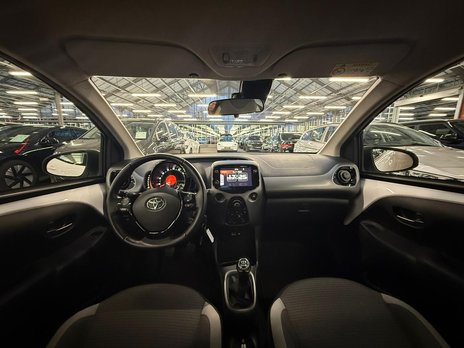 Toyota Aygo Schräghecklimousine Aygo 1.0 Team D (EURO 6d) #9