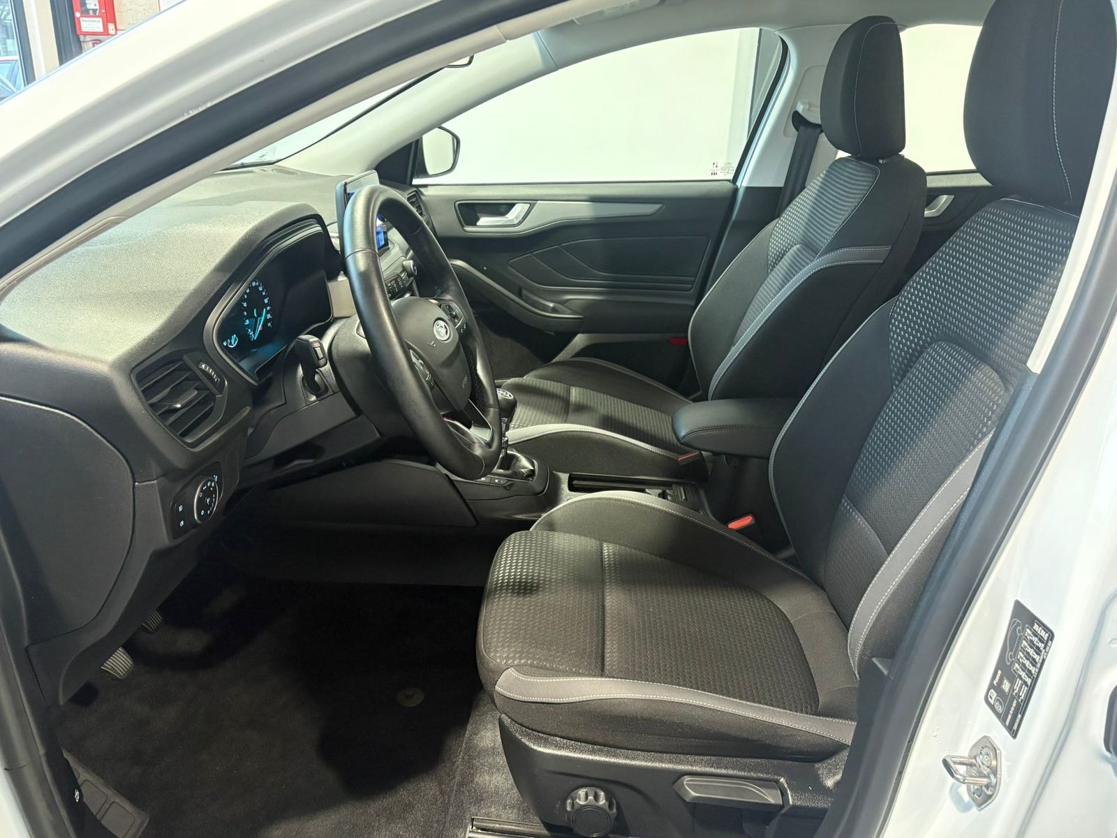 Ford Focus Limousine Focus 1.5 EcoBlue Cool&Connect S/S (EURO 6d) #8