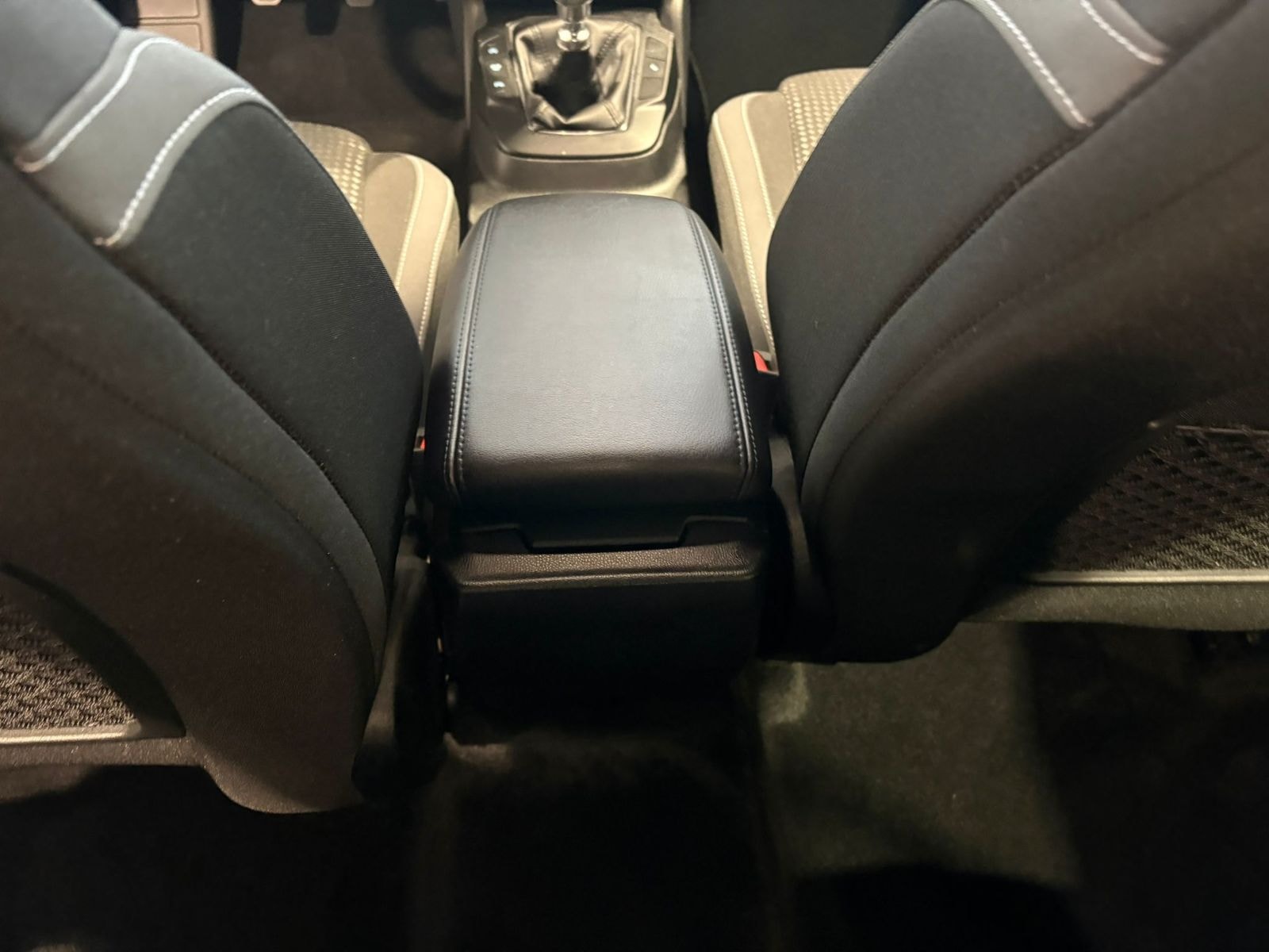 Ford Focus Limousine Focus 1.5 EcoBlue Cool&Connect S/S (EURO 6d) #13