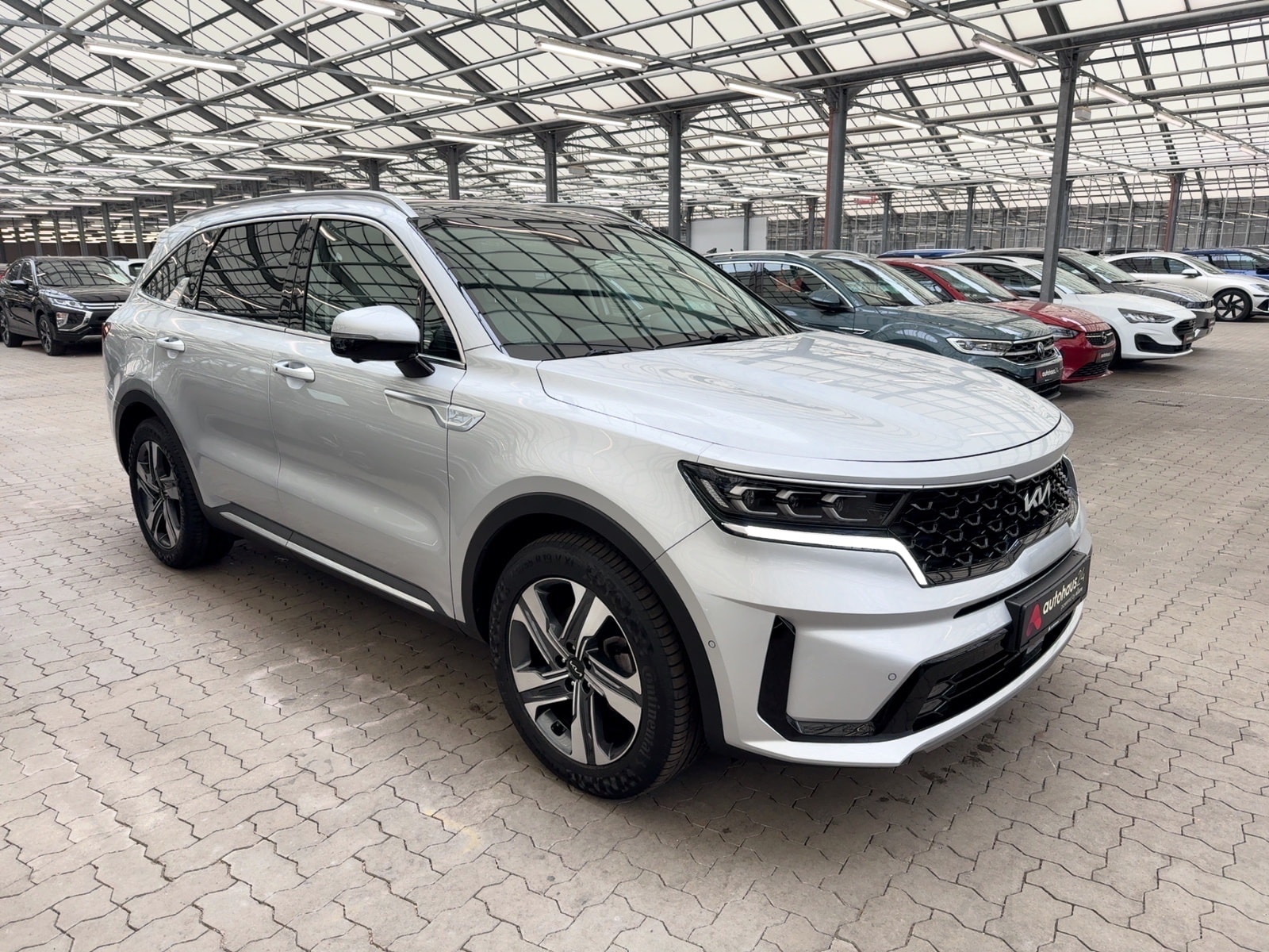 Kia Sorento SUV / Crossover / Geländewagen KIA Sorento 1.6 T-GDI Plug-in Hybrid AWD Platinum At Sports Utility Vehicle #1