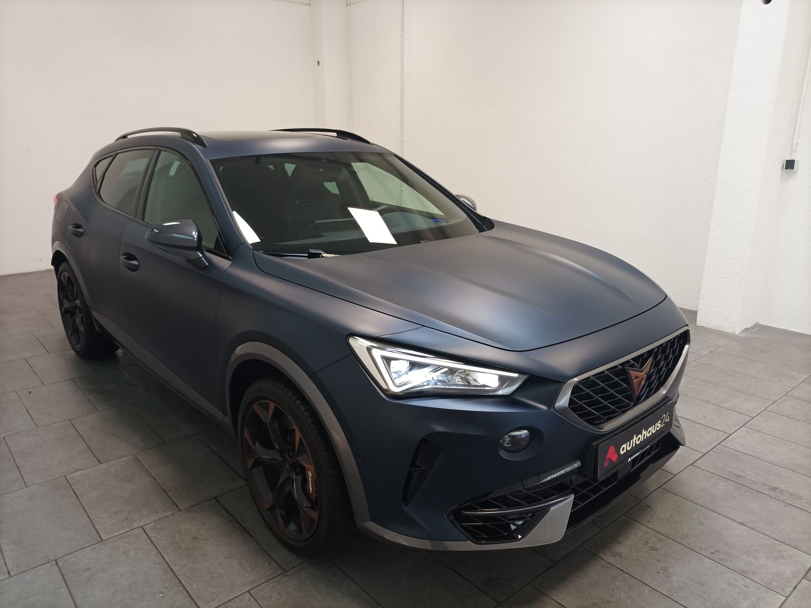 CUPRA Formentor SUV / Crossover / Geländewagen CUPRA Formentor 2.0 TSI 228kW VZ 4Drive DSG Sports Utility Vehicle #1