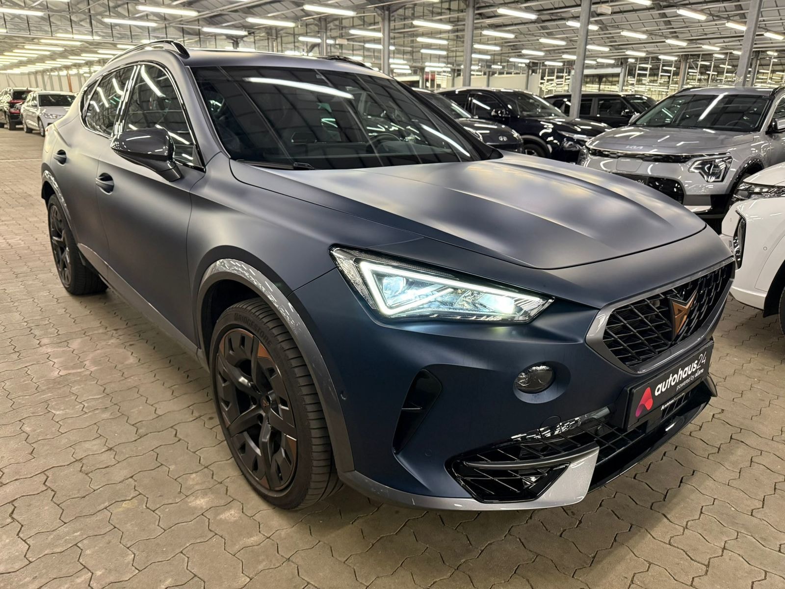 CUPRA Formentor SUV / Crossover / Geländewagen CUPRA Formentor 2.0 TSI 228kW VZ 4Drive DSG Sports Utility Vehicle #1