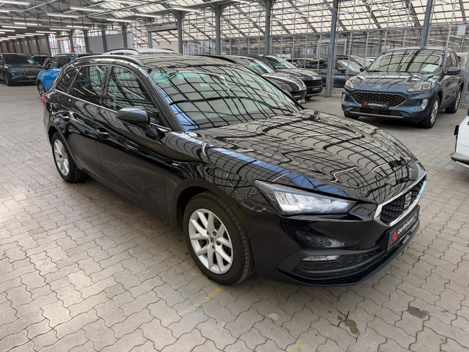 SEAT Leon Kombi SEAT Leon 2.0 TDI 110kW Style DSG Sportstourer Kombi #1