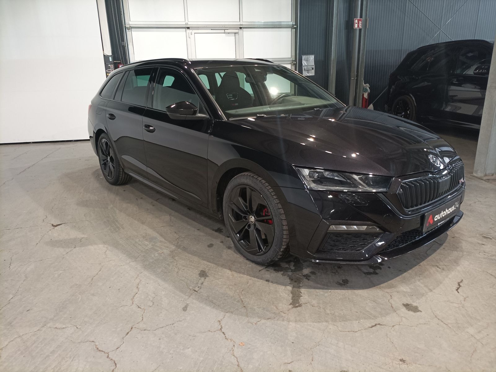 ŠKODA Octavia Kombi SKODA Octavia 2.0 TDI DSG 4x4 RS COMBI Kombi #1